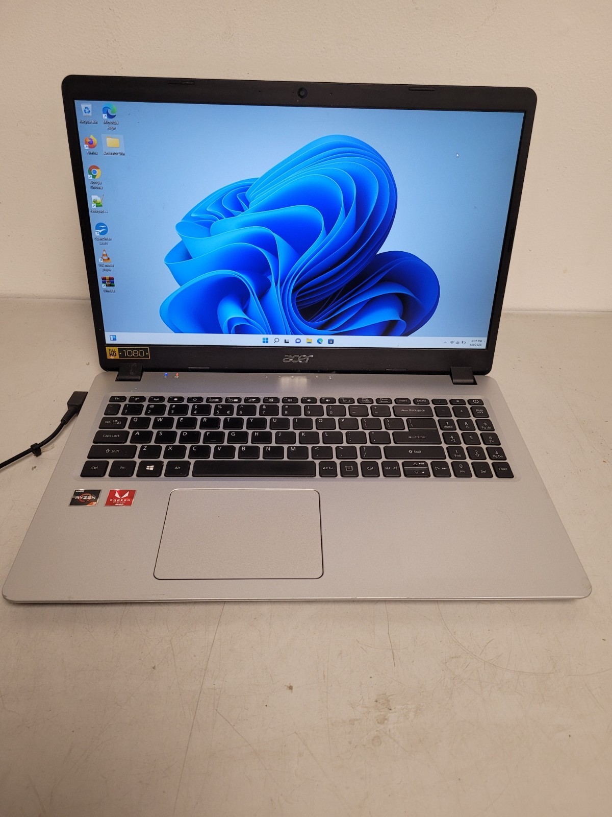 Acer Aspire A515-43 15.6″ Ryzen 3 3200u 2.6ghz 8gb ram 256gb ssd w11p 3113E53400