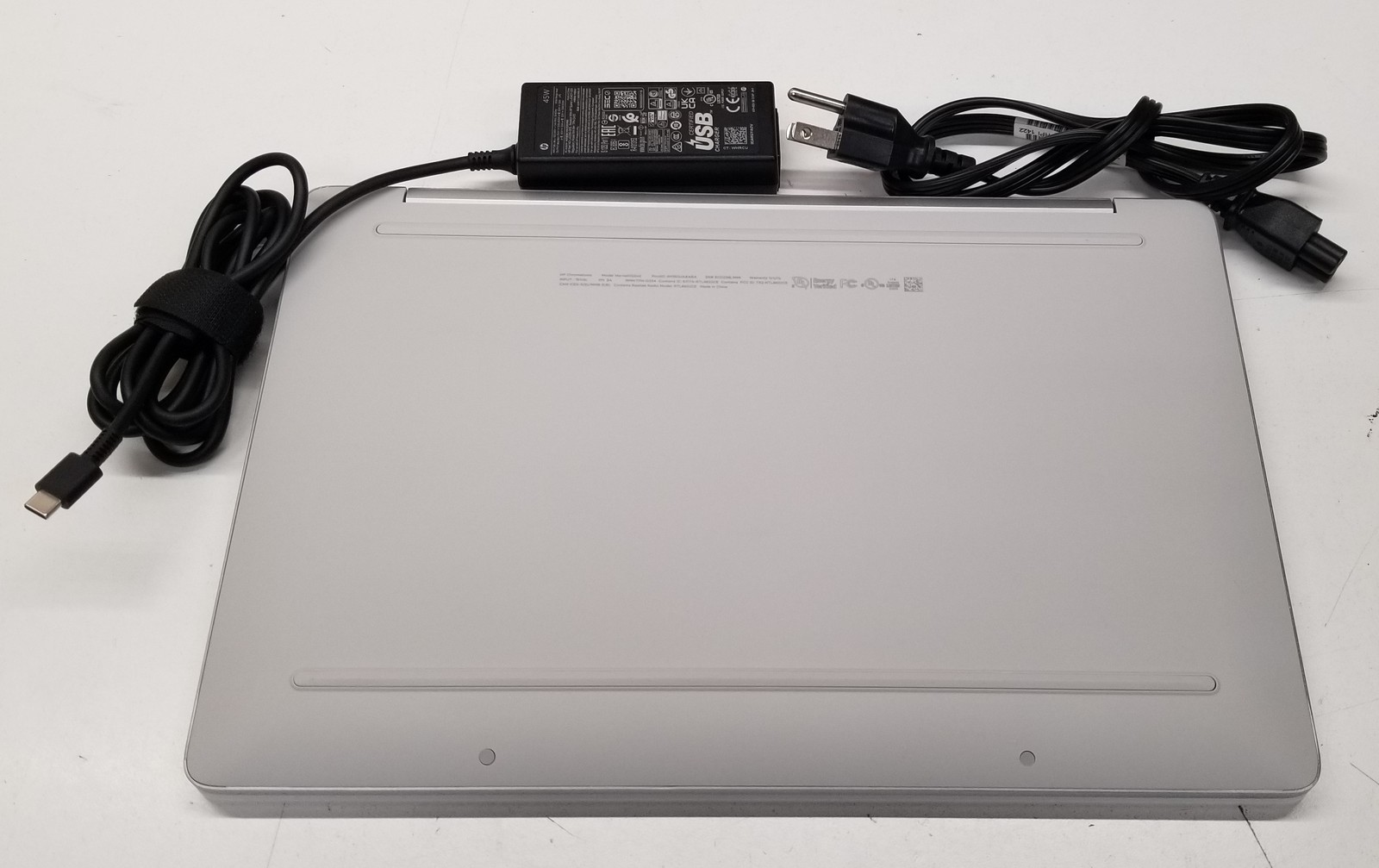 HP 14a-na0122od Chromebook, 14 In Screen, Intel Pentium 4GB Memory, 64GB