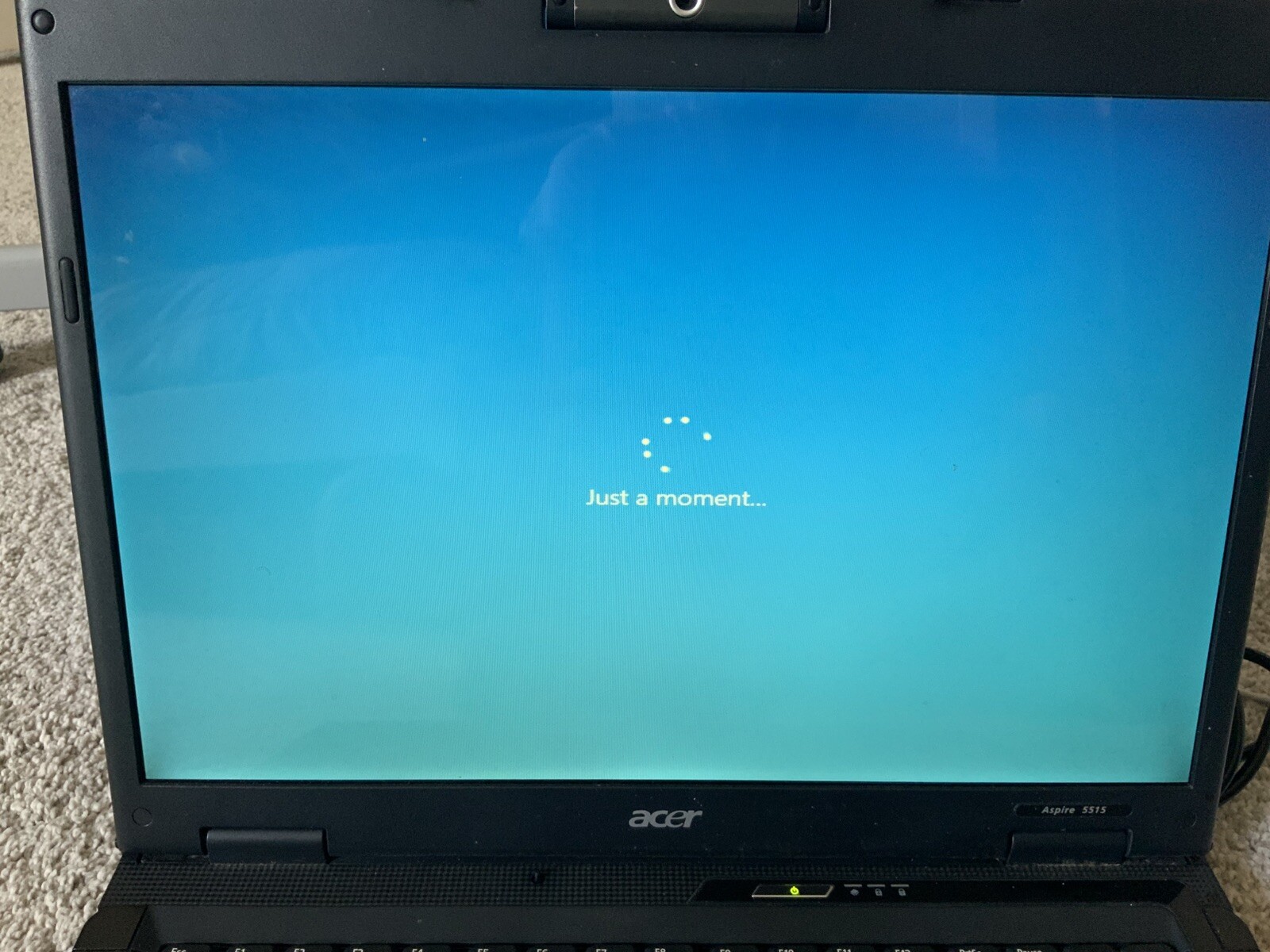 Acer Aspire KAW60 Laptop – Stuck on “Just a Moment” Screen – For Parts/Repair