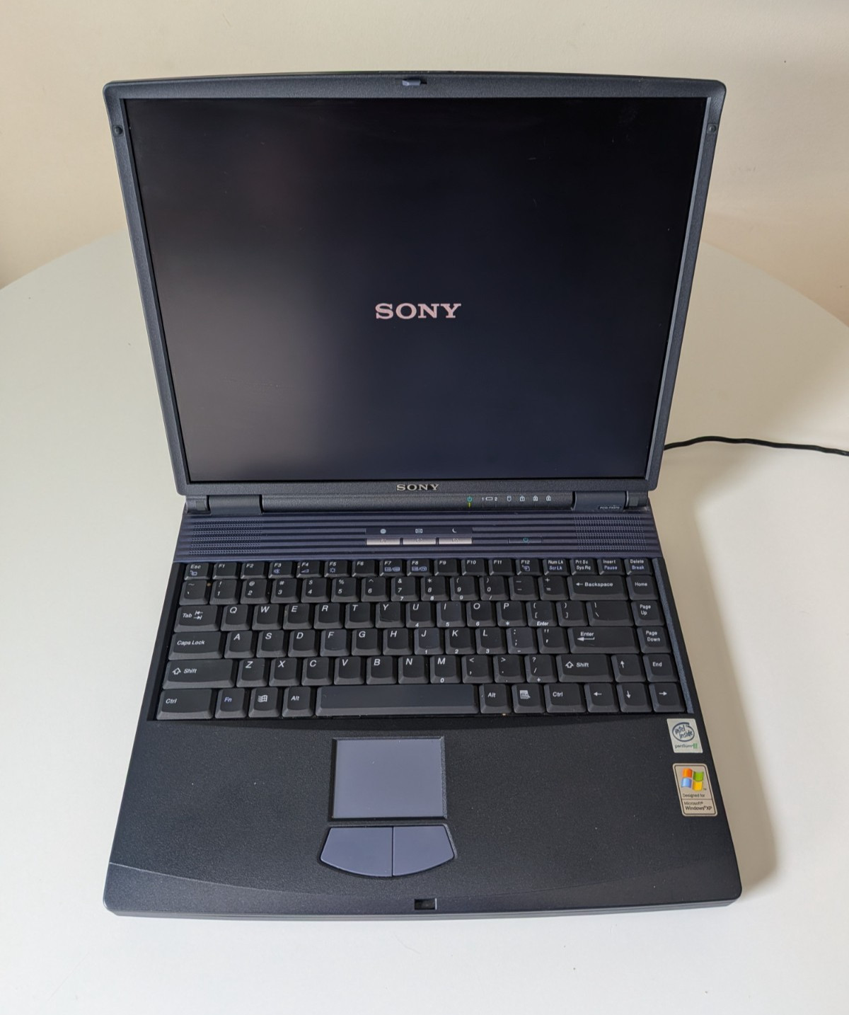 Sony VAIO PCG-FX370 Laptop, 256MB RAM, 20GB HD, Sony Power Supply, PC Card Wifi