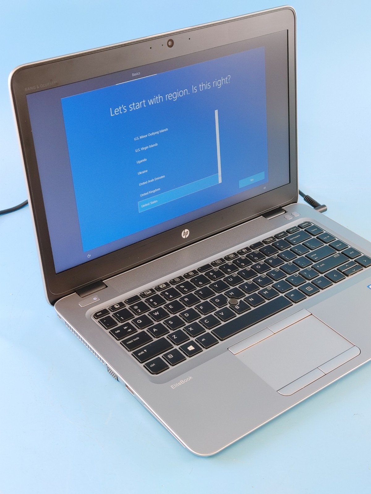 HP EliteBook 840 G3 1BD13UP 14 i5-6300U 2.4 16GB 256GB SSD WINDOWS 10 PRO