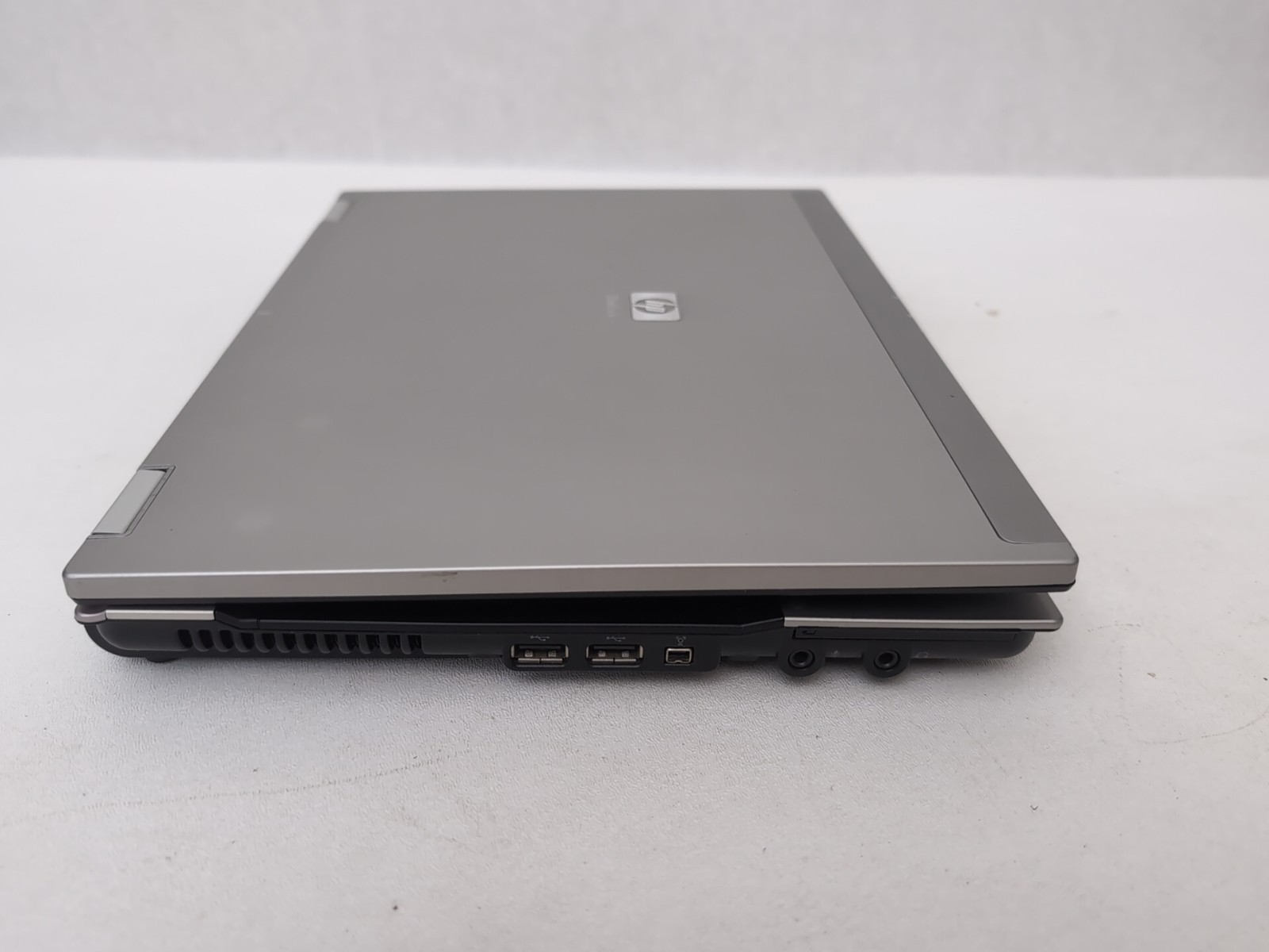 Parts Or Repair HP EliteBook 6930P Intel Core 2 Duo Unknown Specs – No Power