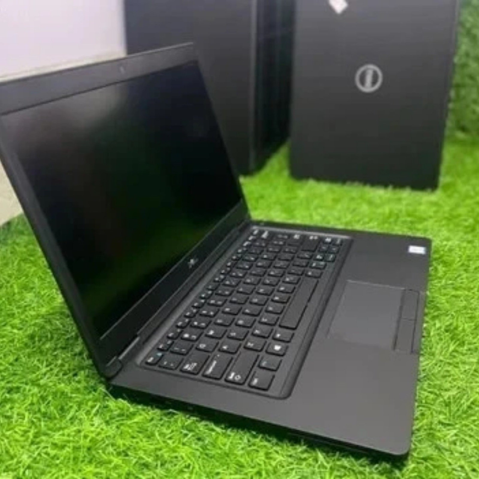 Dell Latitude Laptop E5450 8GB RAM, 500GB HDD, Core i5, Windows 10 Pro