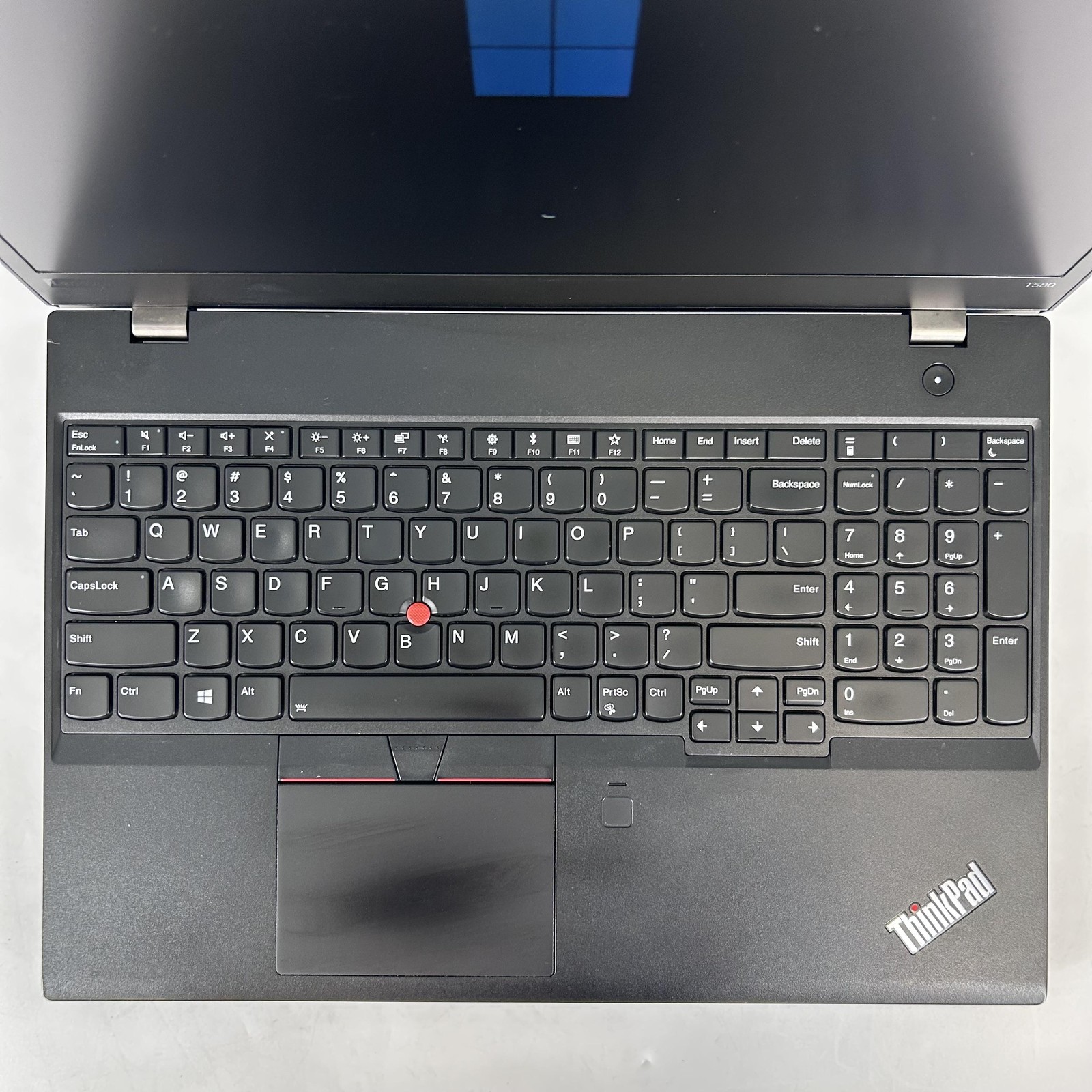 Lenovo ThinkPad T580 15.6 FHD TOUCH i7-8650U 1.90GHz 16GB 256GB SSD WHITE SPOTS