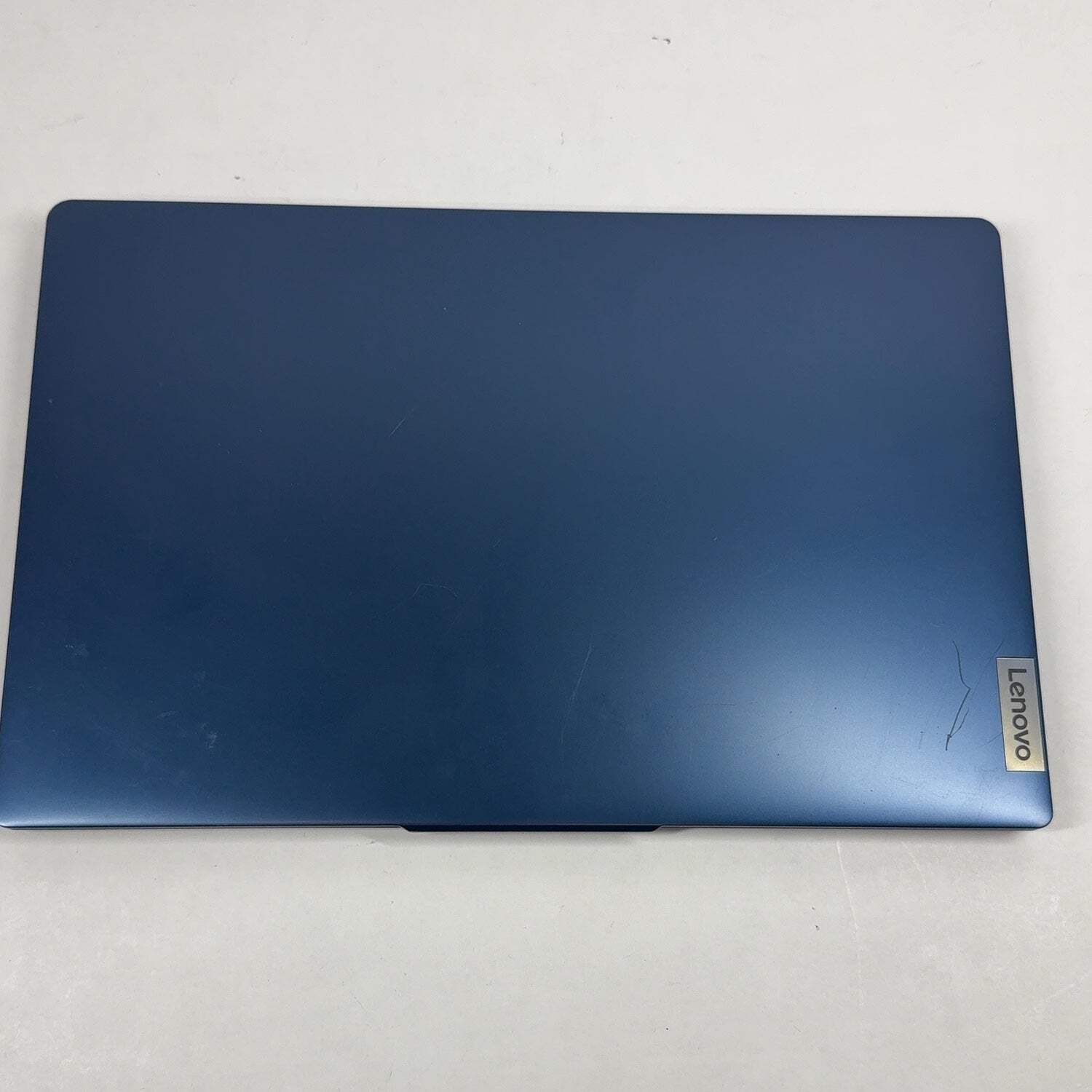 Lenovo IdeaPad Slim 3 15IRU8 15.6″ i5-1335U 1.3GHz 8GB RAM 500GB SSD