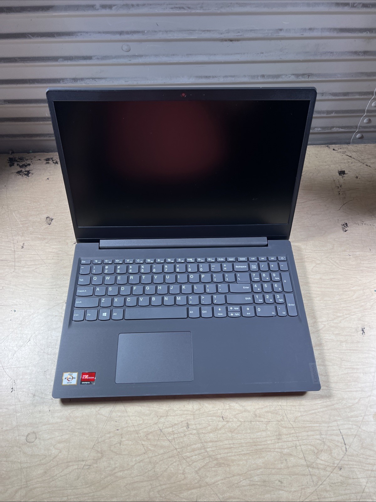 LENOVO V15-ADA AMD ATHLON GOLD 3150U 8GB RAM **NO HD/ NO CADDIE/ NO OS