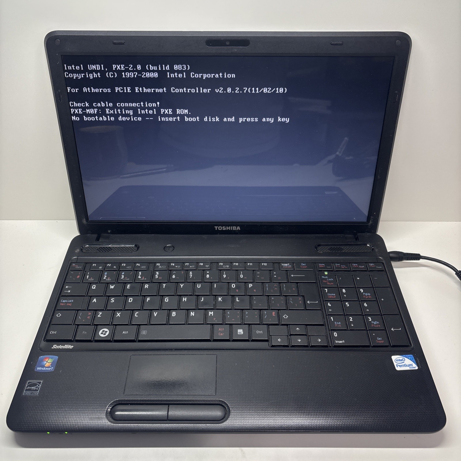 Toshiba Satellite C650-00F 15.6″ Pentium B940 4GB Ram PARTS/REPAIR