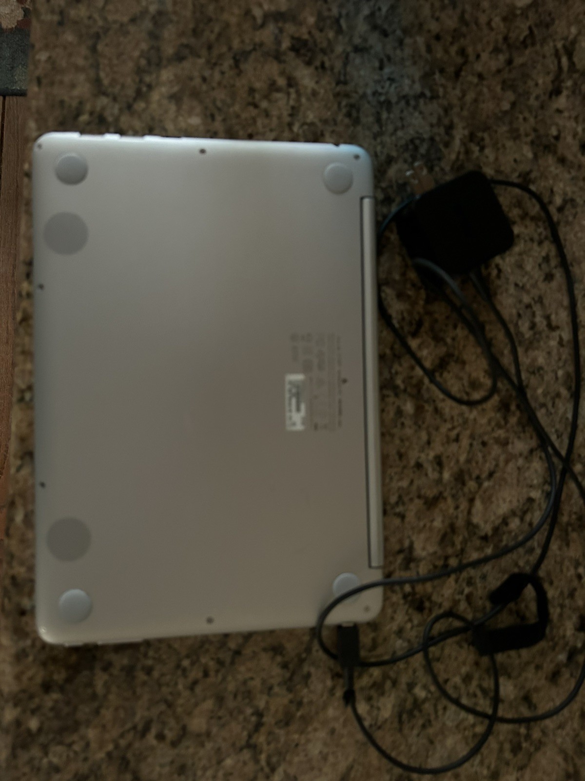 Asus C100P Flip 2-in-1 Touchscreen 10″ Chromebook Notebook with charger