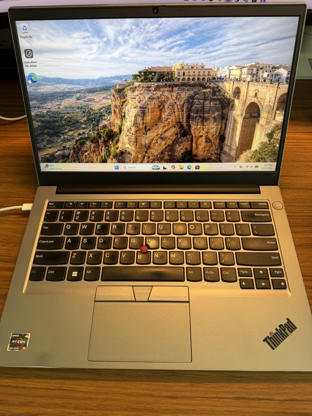 Lenovo ThinkPad E14 Gen 4 21EB001RUS 14″ Ryzen 5 5625U 2.3GHz 16GB RAM 256GB SSD