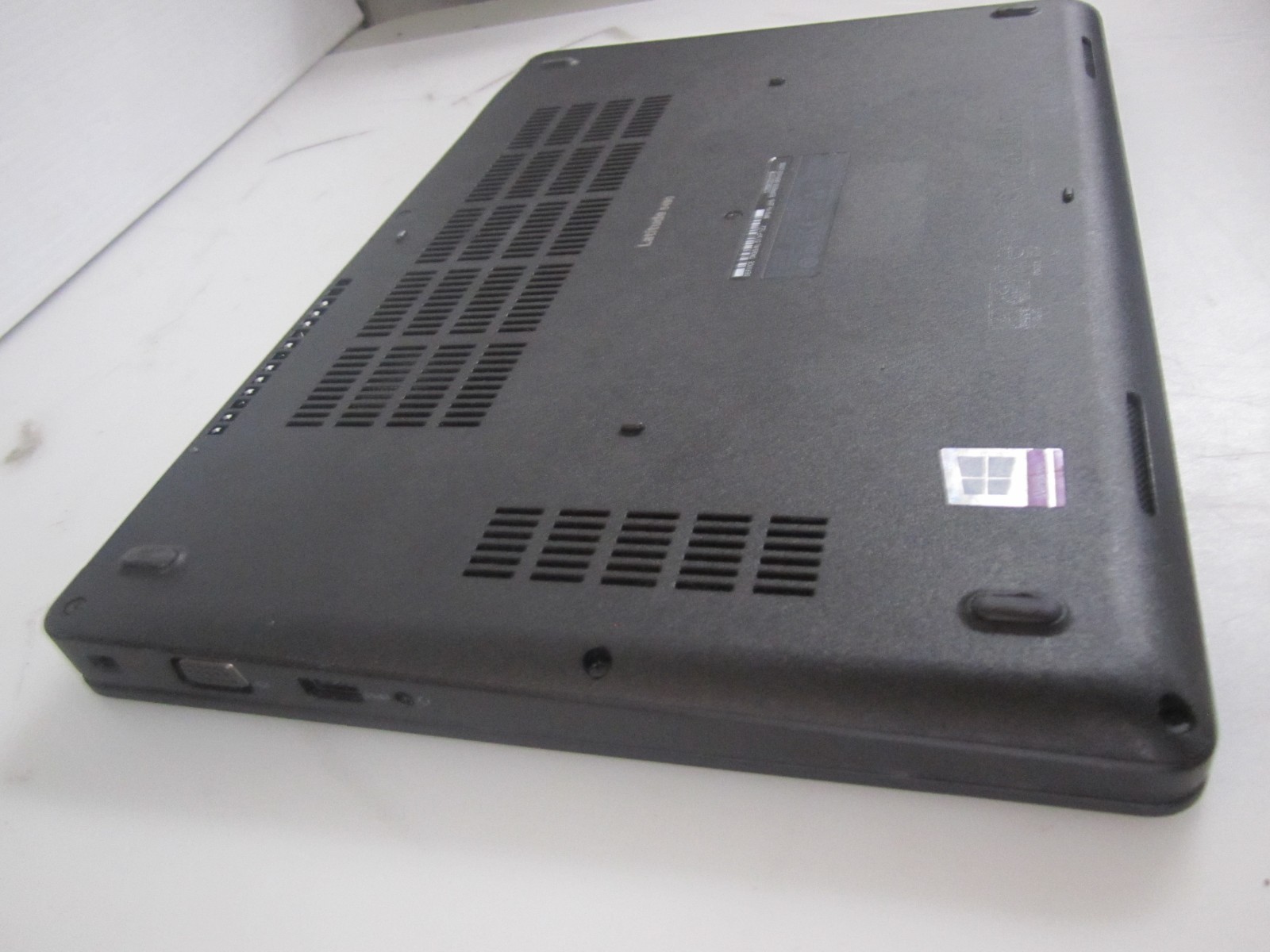 Dell Latitude 5490 i5-8350U 1.70GHz 16GB Laptop 240GB M2SSD NOOS + AC READ