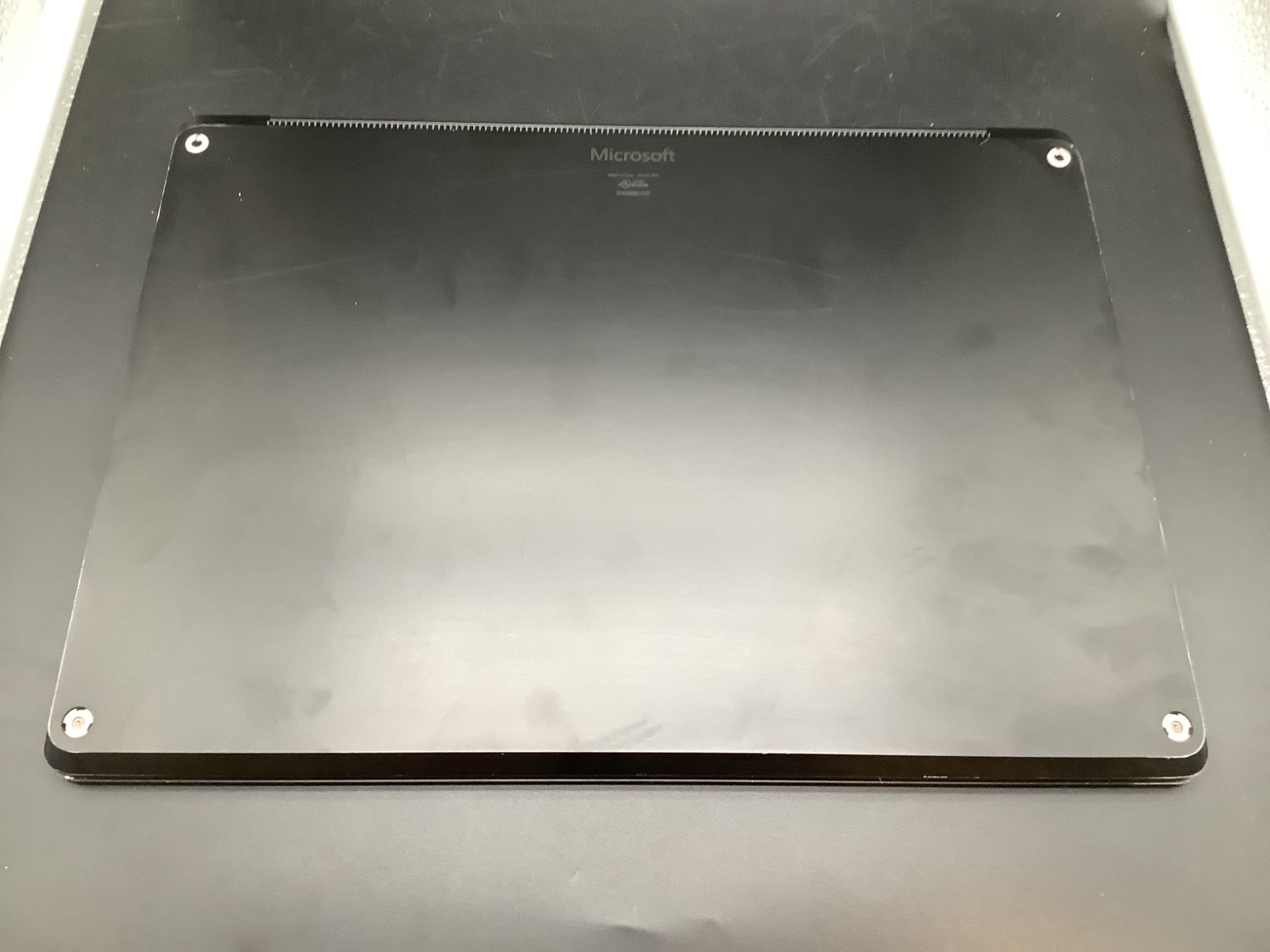 Microsoft Surface Laptop 3 13.5″ i5-1035G7 1.3GHz 16GB RAM 256GB SSD Read Desc 9