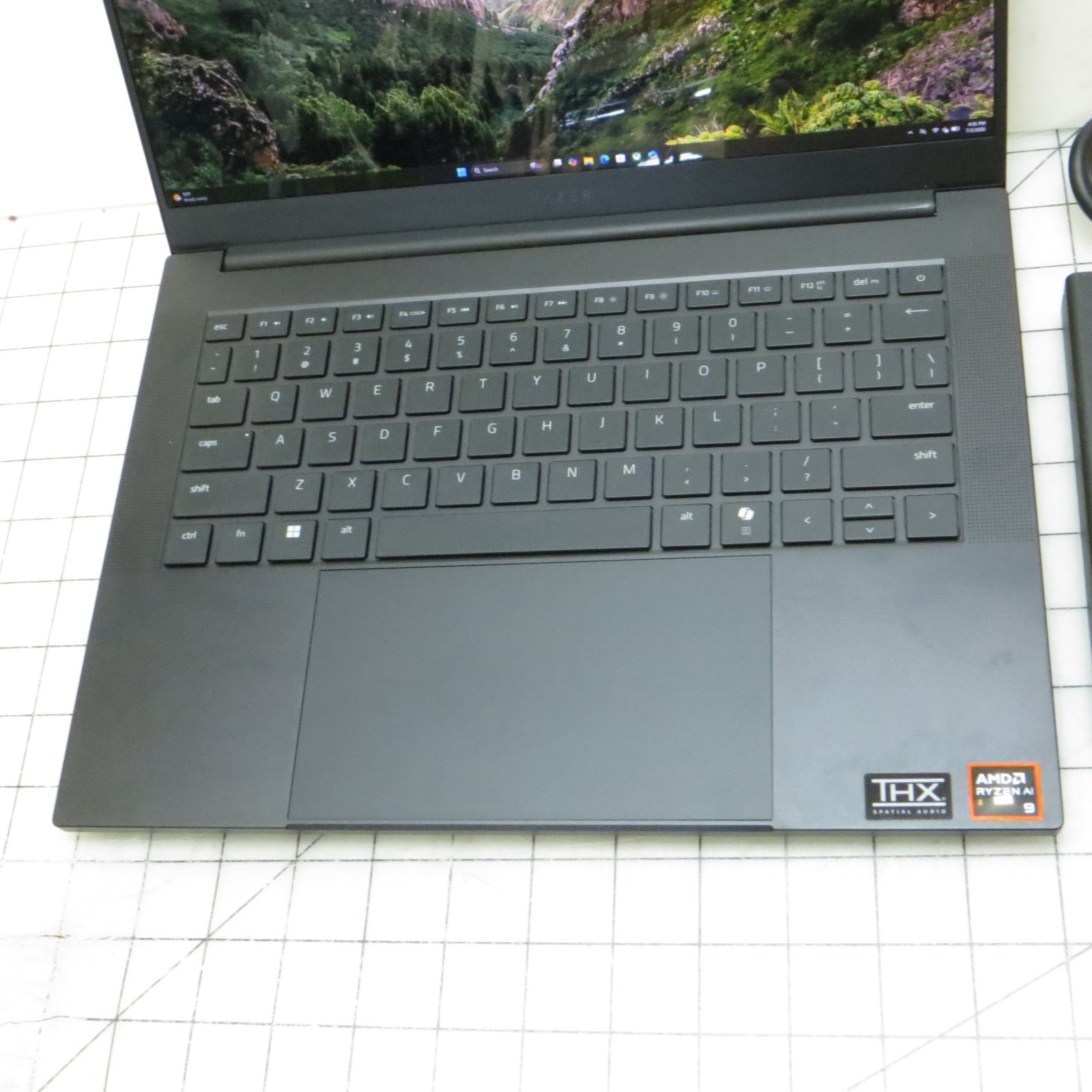 Razer Blade 14 Ryzen AI 9 RTX 5070 32GB DDR5 1TB SSD 3K 120Hz Win 11 Laptop PC