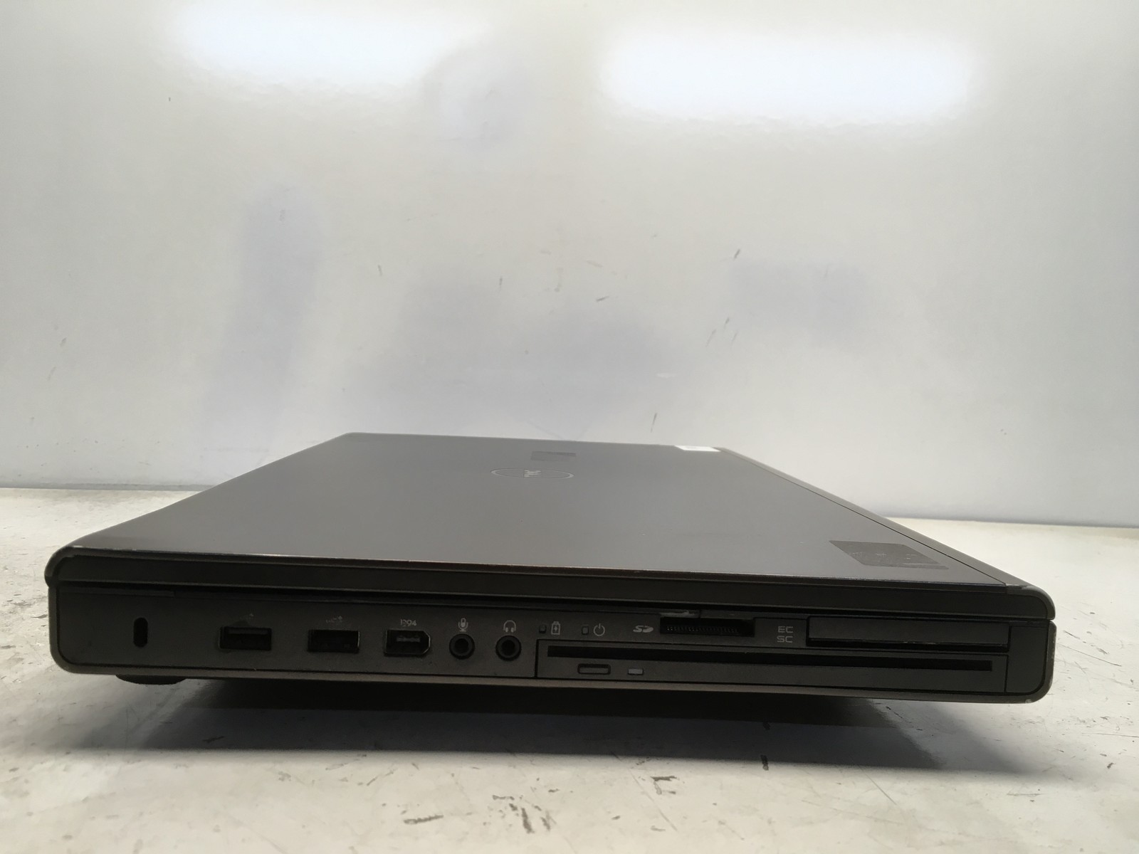 Dell Precision M6600 Intel i7-2760QM 2.4GHz 12 GB NO HDD No Batt