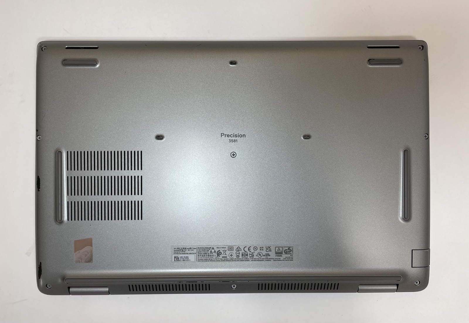DELL PRECISION 3581 15″ Touch Laptop i9-13900H 64GB 512GB NVMe WIN11P RTX 2000