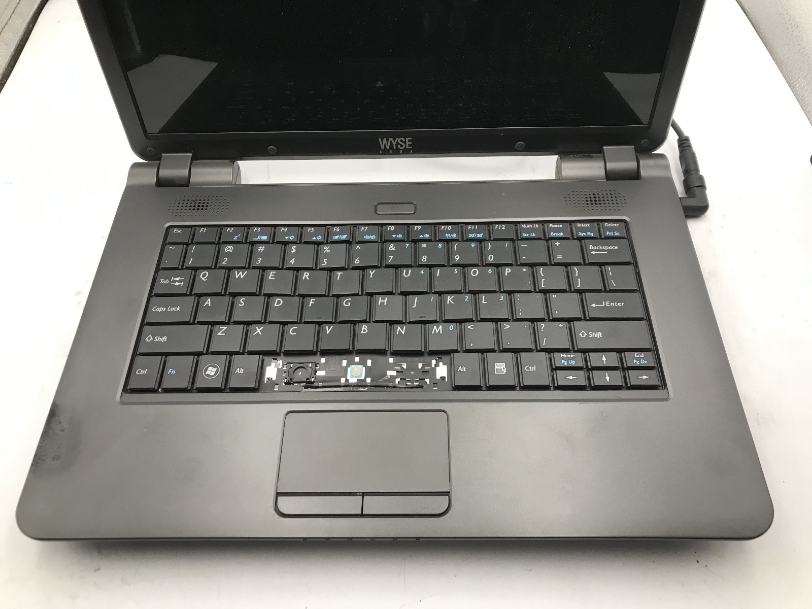 WYSE XN0M LAPTOP – FOR PARTS/REPAIR – AMD G-Series T56N – NO RAM – READ DESC -BB