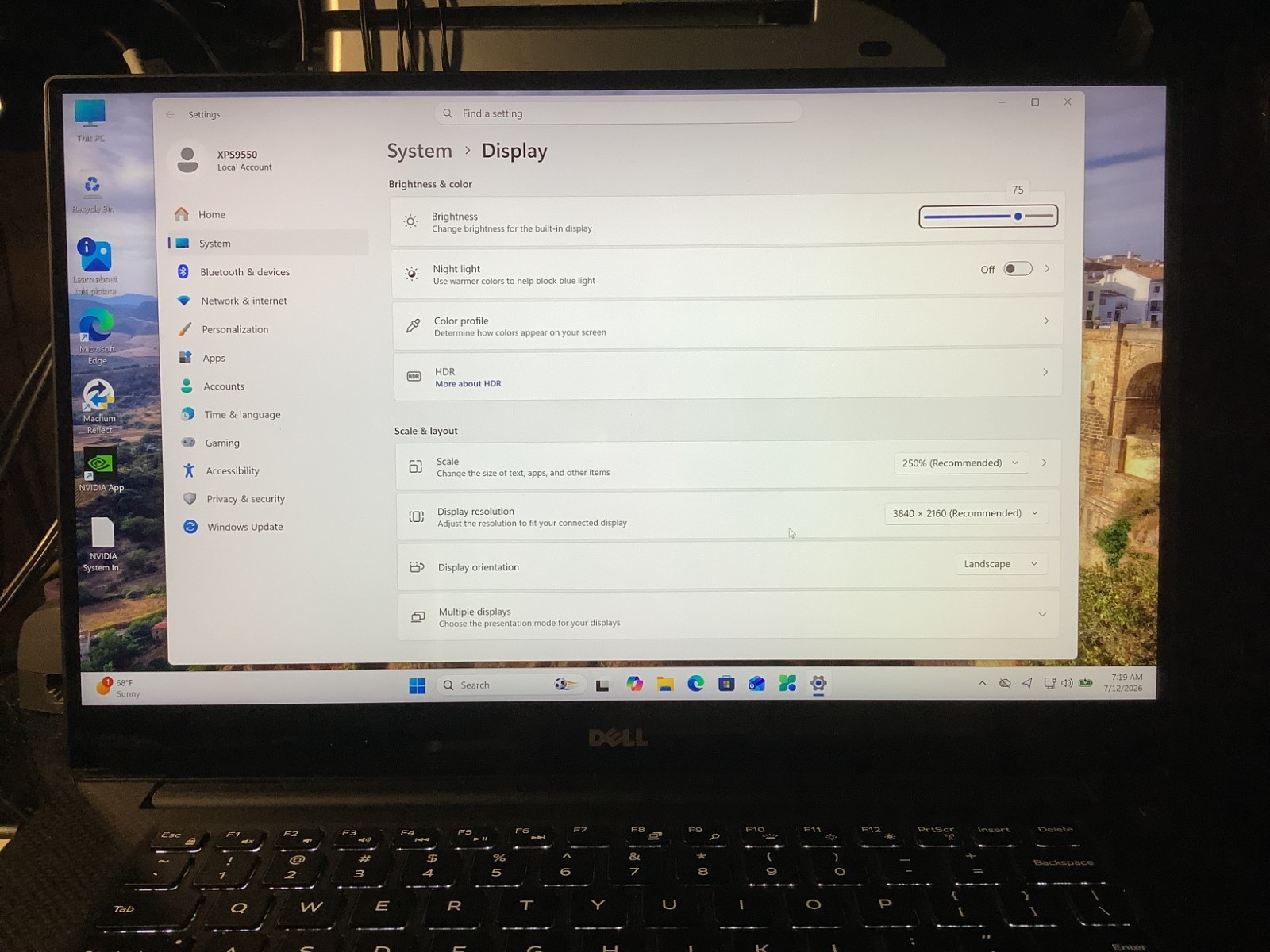 Dell XPS 9550, 4K Touch Gaming-GTX 960M, i7 6700HQ, 16GB – 256 + 500 Win 11 Home