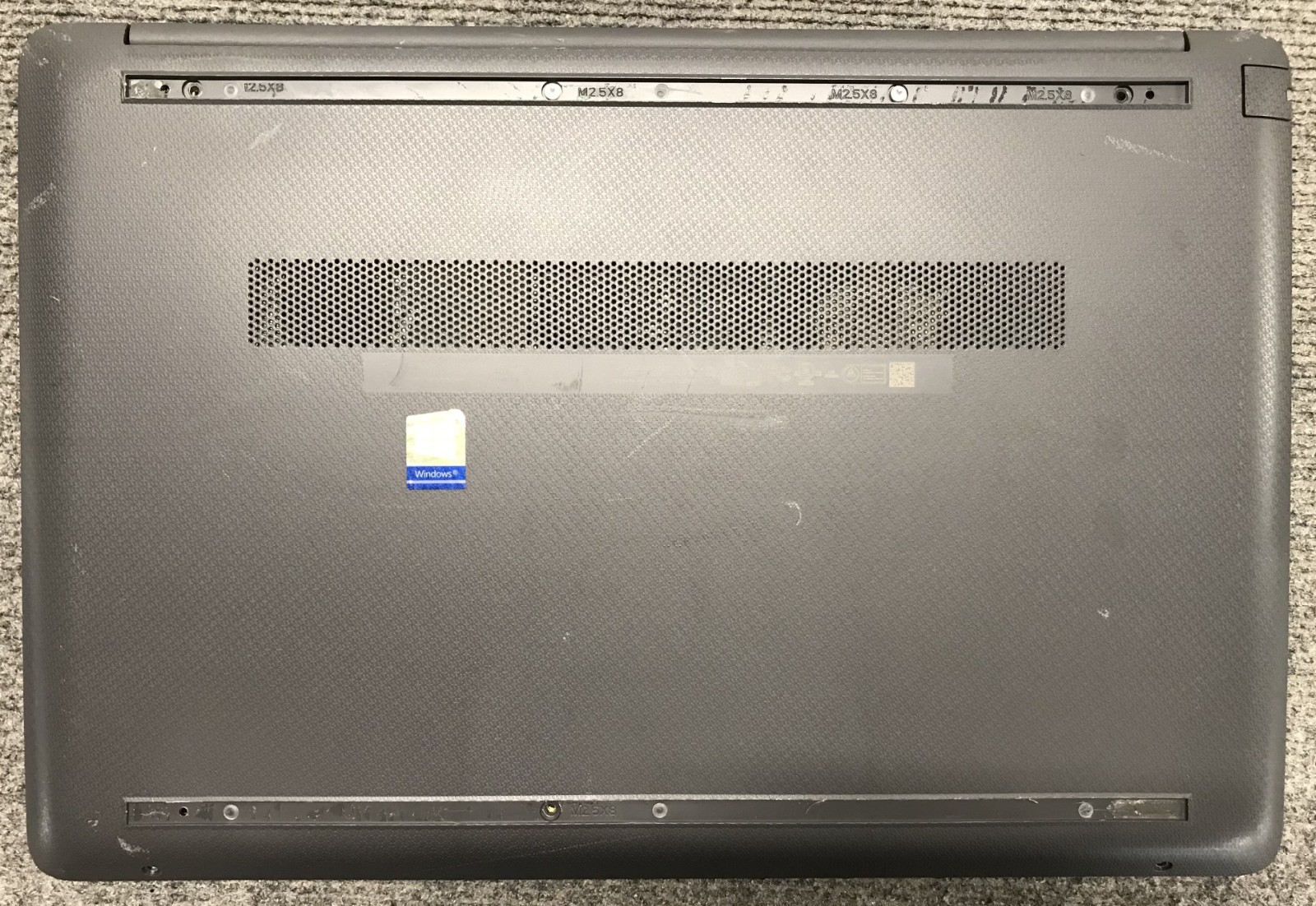 HP 250 G8 15.6″ Laptop i5-1135G7, No RAM/Storage, Boots to BIOS