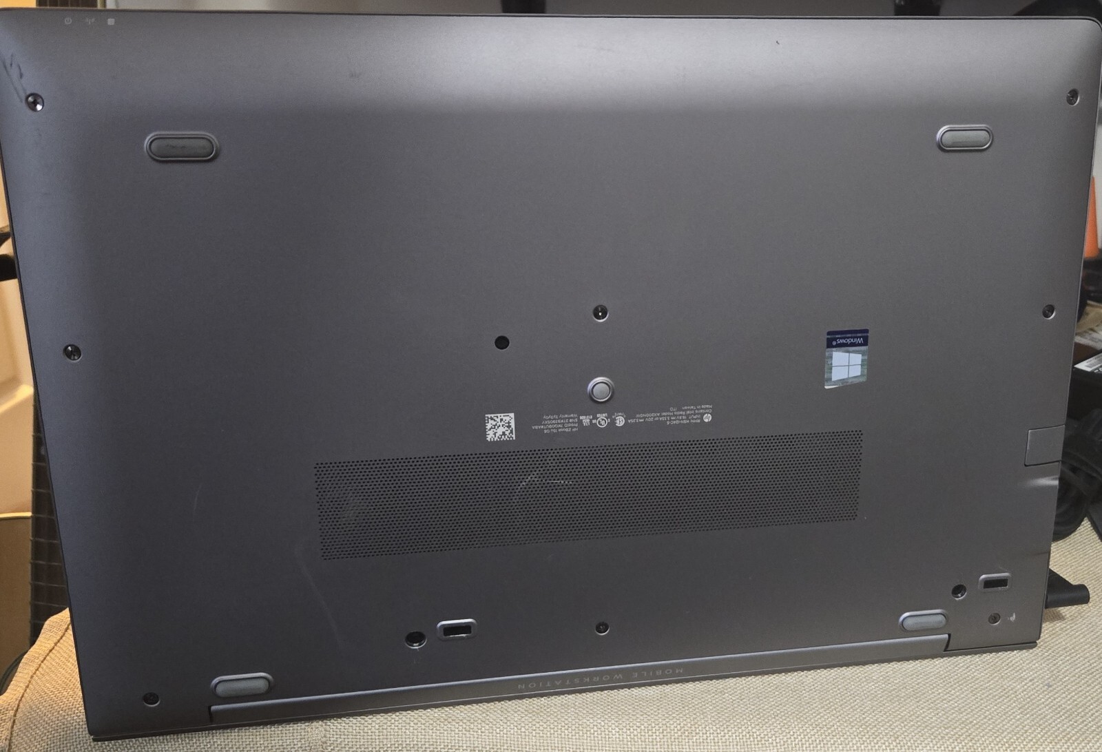 HP ZBook 15U G6 Laptop – 15.6″ FHD Intel i7-8665U 1.9GHz 16GB Memory 256GB SSD