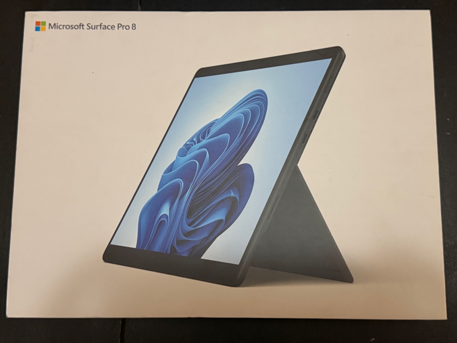 **EMPTY BOX** Microsoft Surface Pro 8 – 13″ Touch 256 GB SSD, Intel Core i7