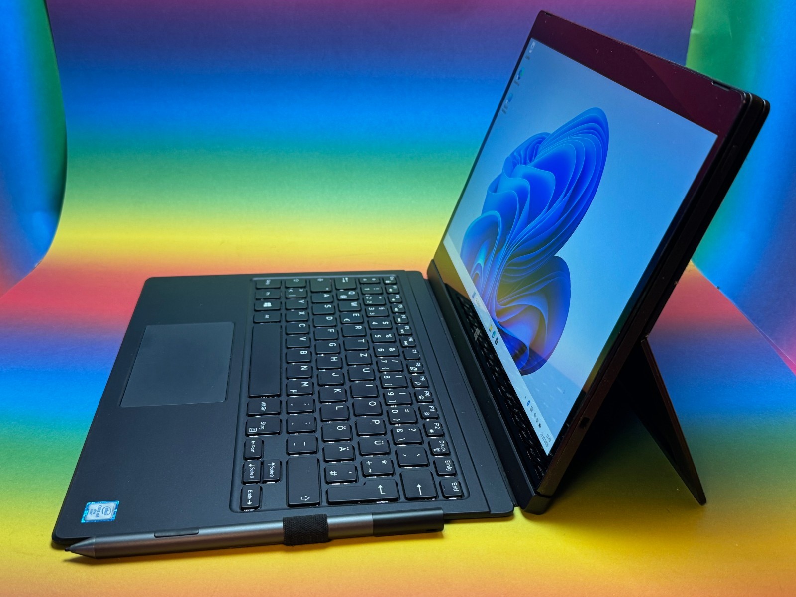 Dell Latitude 7275 Tablet Laptop 12.5m5-6Y57 8GB 256GB DE WIN 11Pro LTE NB ST