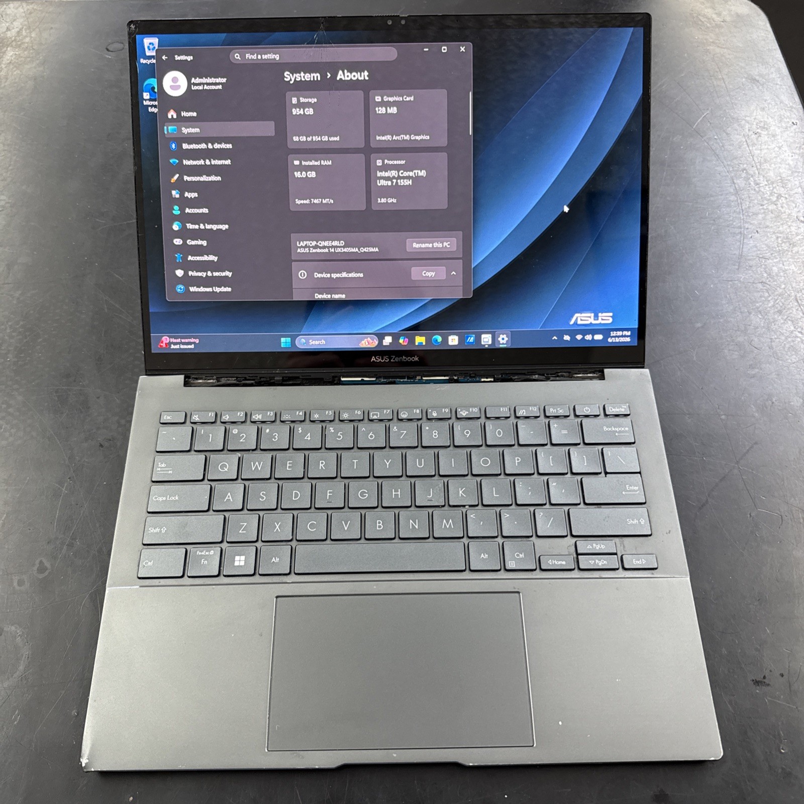 Asus Zenbook 14 Q425M OLED Touch Intel Ultra 7 155H 16GB RAM 1TB *cracked screen