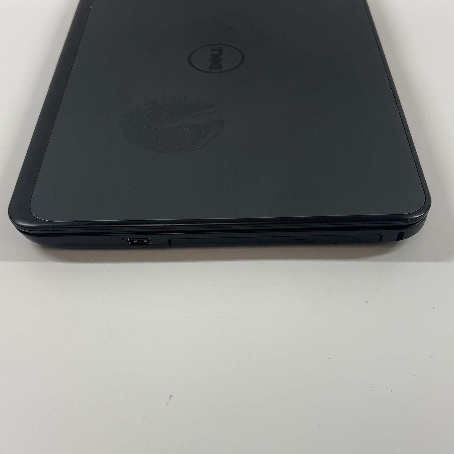 Dell Latitude 3540 15.6″ i3-4030u 1.9GHz 4GB RAM 128GB SSD