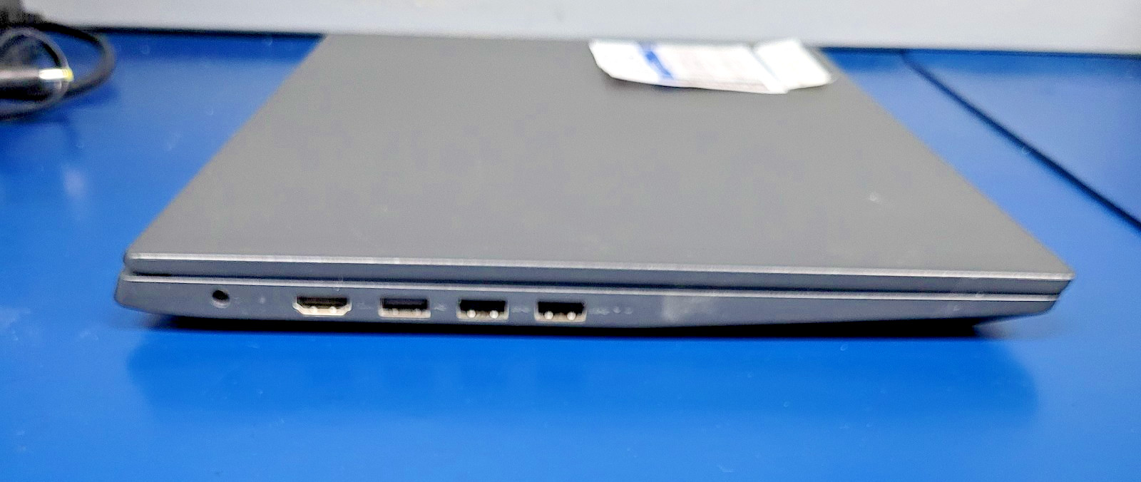 Lenovo Ideapad 3 Ryzen 3 3250u 12 GB RAM 128 GB NVMe Windows 11