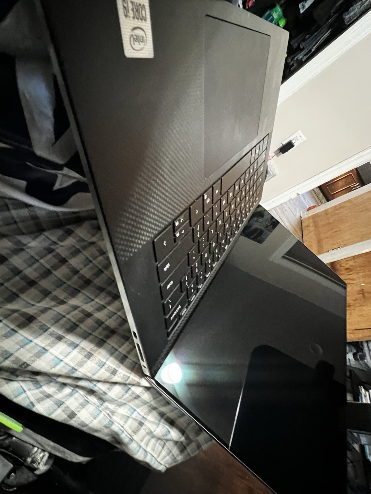 Dell XPS P91F001 15.6″ i9-10885H 2.4GHz 16GB RAM 256GB SSD GeForce GTX 1650 Ti