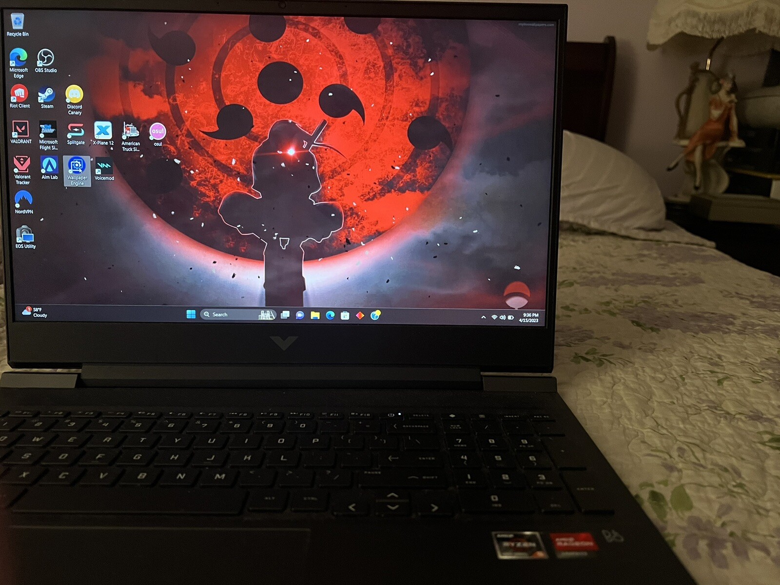 HP Victus 16.1″ (512GB SSD, AMD Ryzen 5, 3.30 GHz, 8GB) Laptop – Mica Silver…