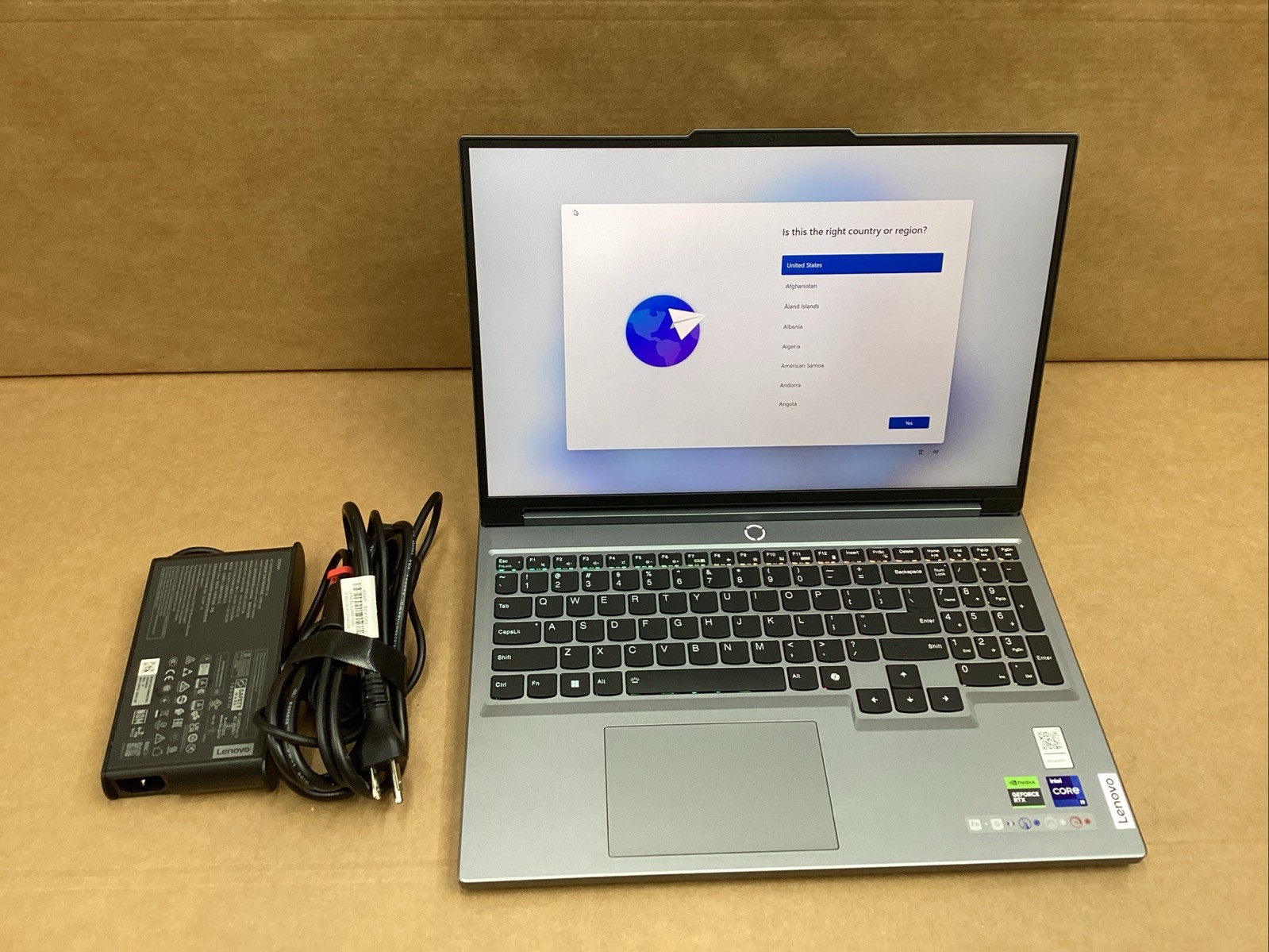 Lenovo Legion 5 16IRX9 16″ 2560×1600 i9-14900HX 32GB 1TB SSD RTX 4060 W11H