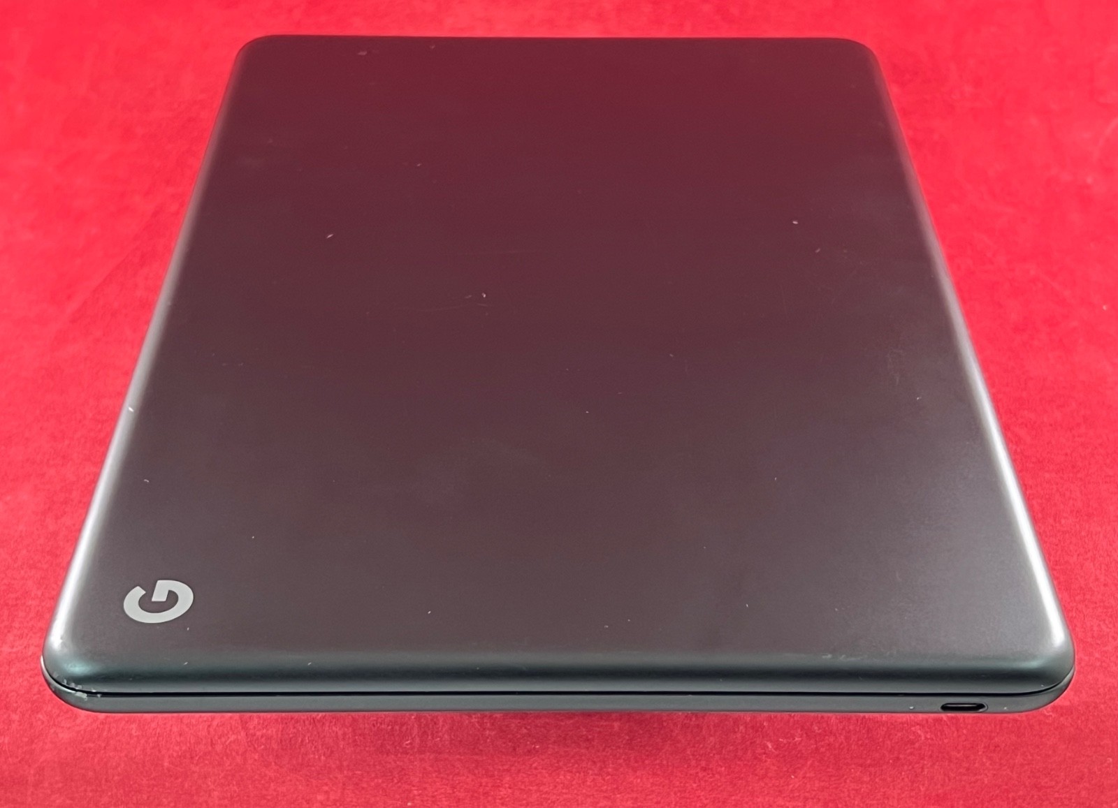 Google Pixelbook Chromebook Laptop 13.3″ FHD Touchscreen, 128GB / 8GB / i5-8200U