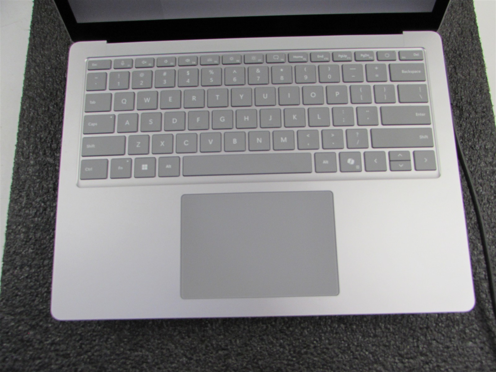 SURFACE SURFACE LAPTOP 6 CORE ULTRA 7 165H 512GB SSD 16GB RAM WIN 11 PRO