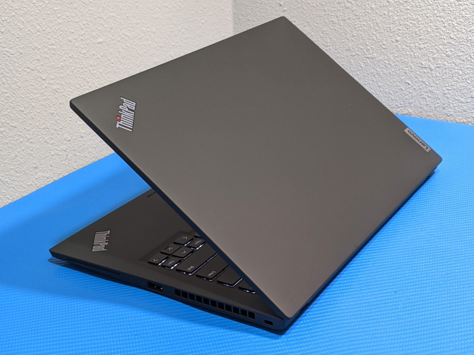 Lenovo ThinkPad T14s Gen 2i 14″FHD i7-11th 3GHz 16GB 512GB SSD W11P 100tt +PA