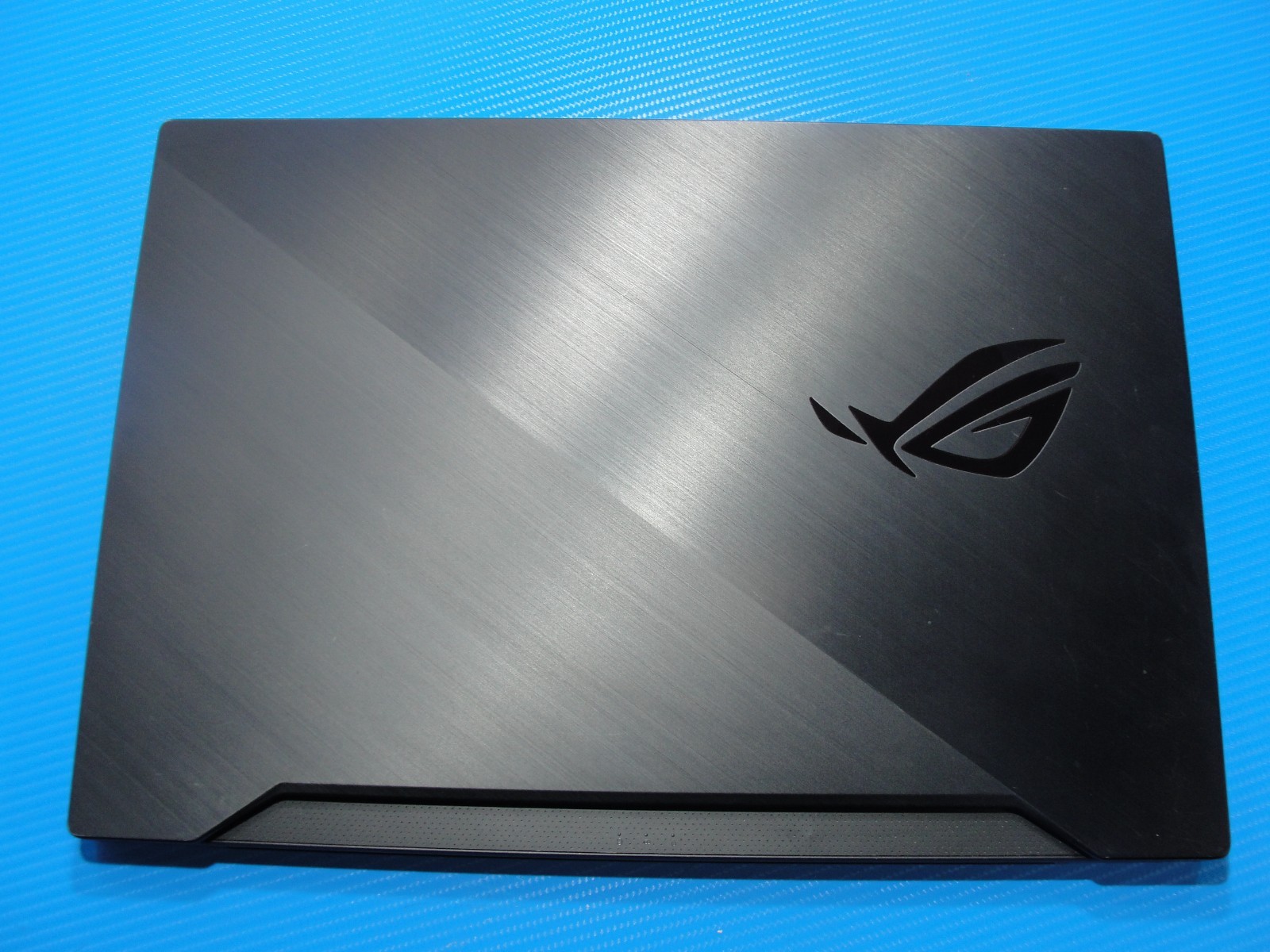 ASUS ROG Zephyrus S GX502GW 15.6″FHD 240Hz i7-9750H 2.6GHz 16GB 1TB SSD RTX 2070