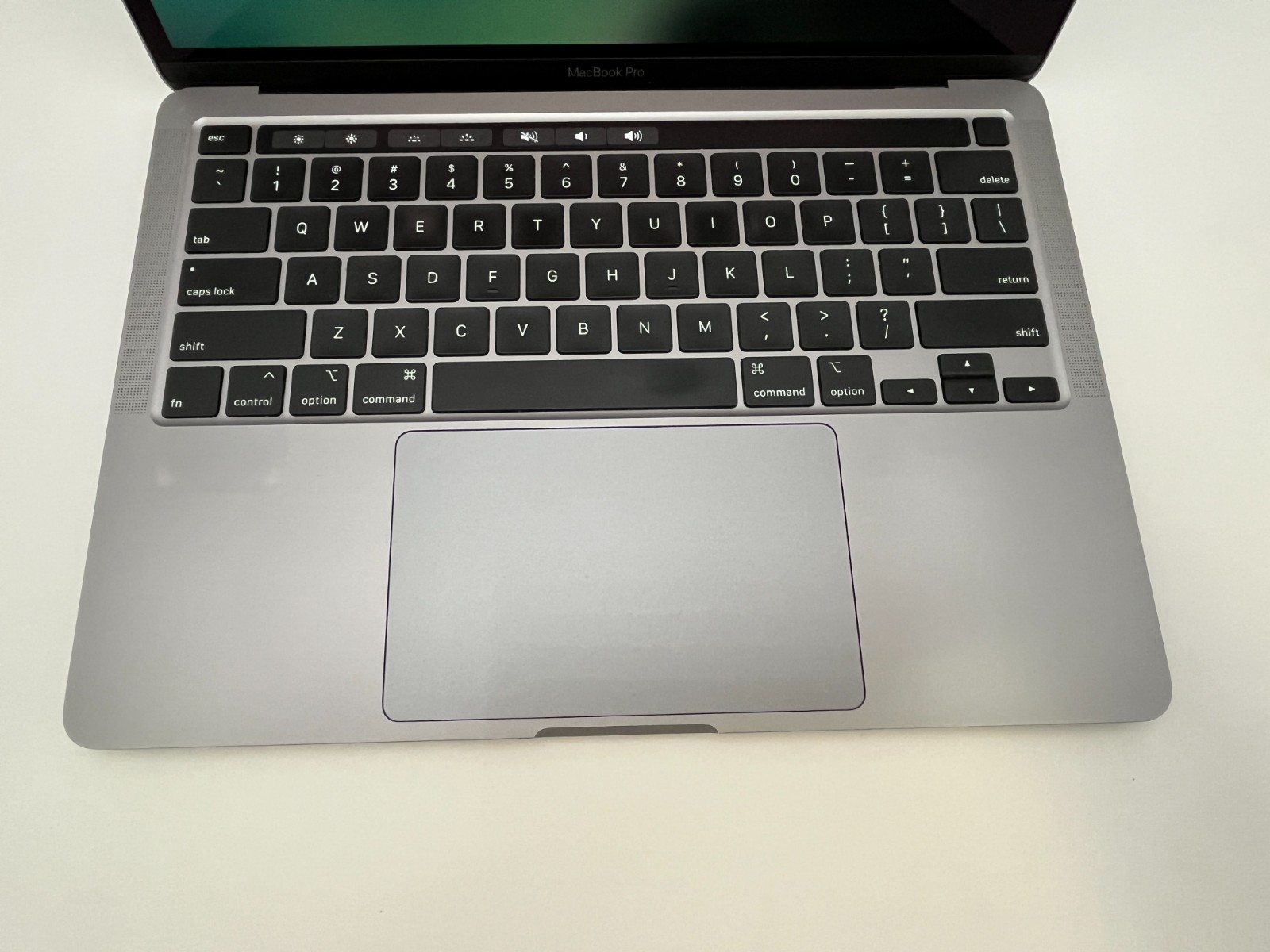 APPLE A2251 13″ MACBOOK PRO 2020 i5-1038NG7@ 2.0 GHz 16GB DDR4 500 TAHOE