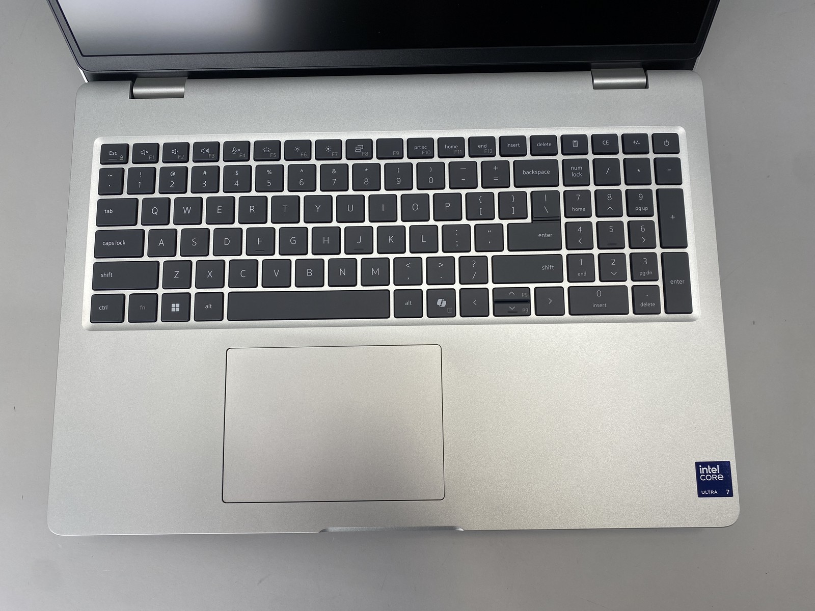 Dell Laptop Pro 16 PC16250 16″ Intel Core Ultra 7 255U 512GB- Silver