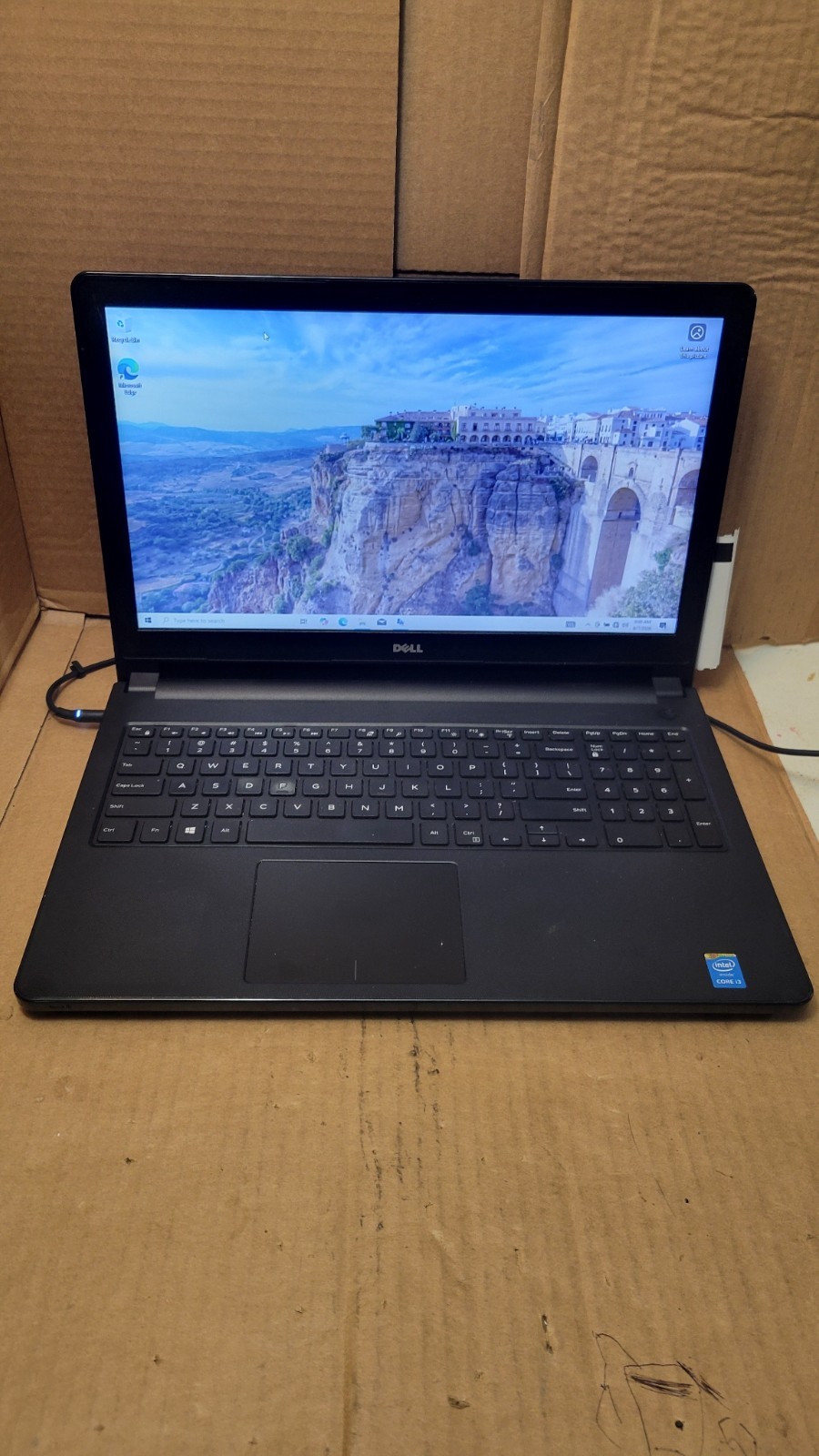 Dell Inspiron 5558 Laptop – Intel i3-4005U 1.7Ghz – 4GB RAM – 500GB HDD – Win 10