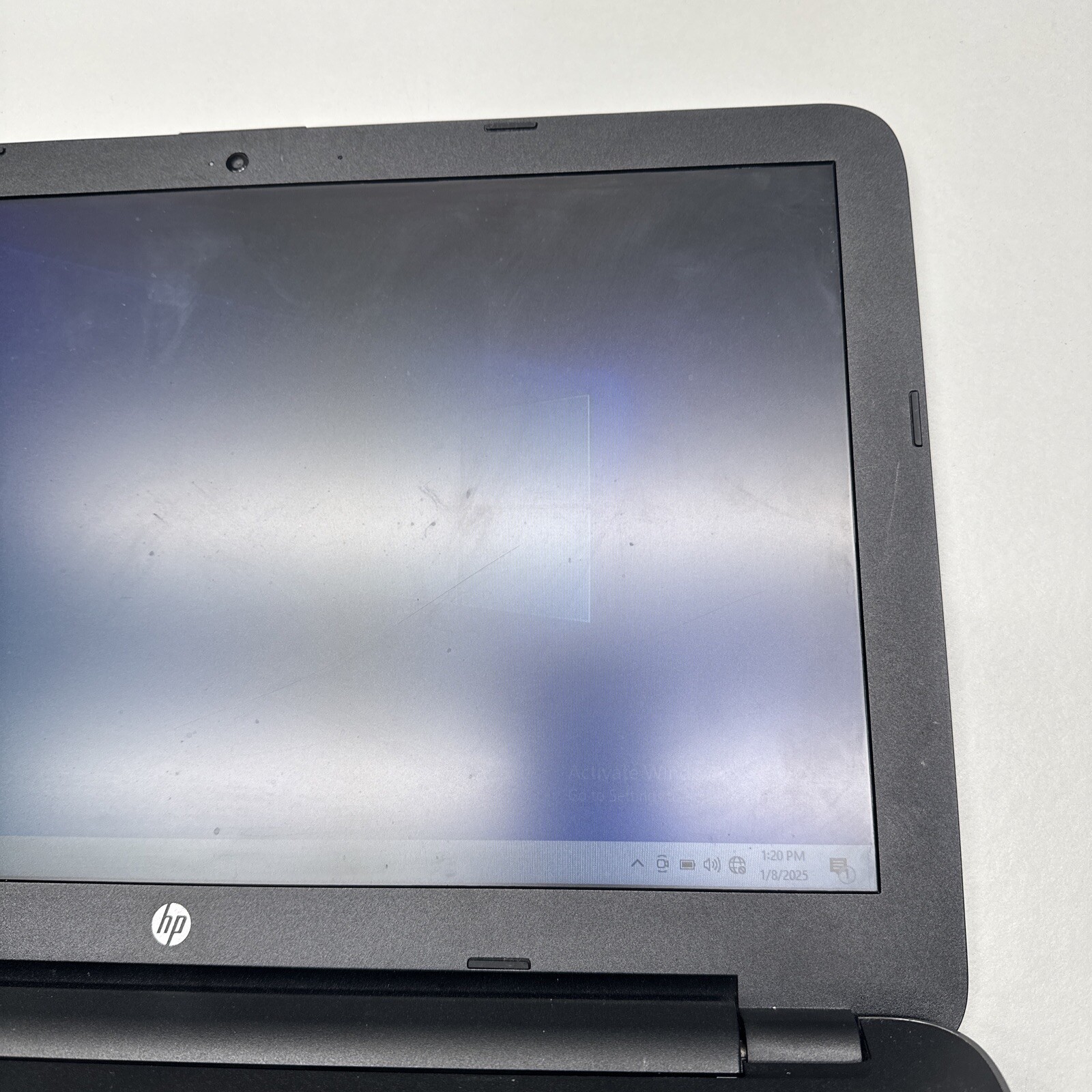 HP TPN-C126 15.6″ Laptop 465GB HDD 4GB RAM AMD E2-7110 1.80 GHz CPU Radeon R2