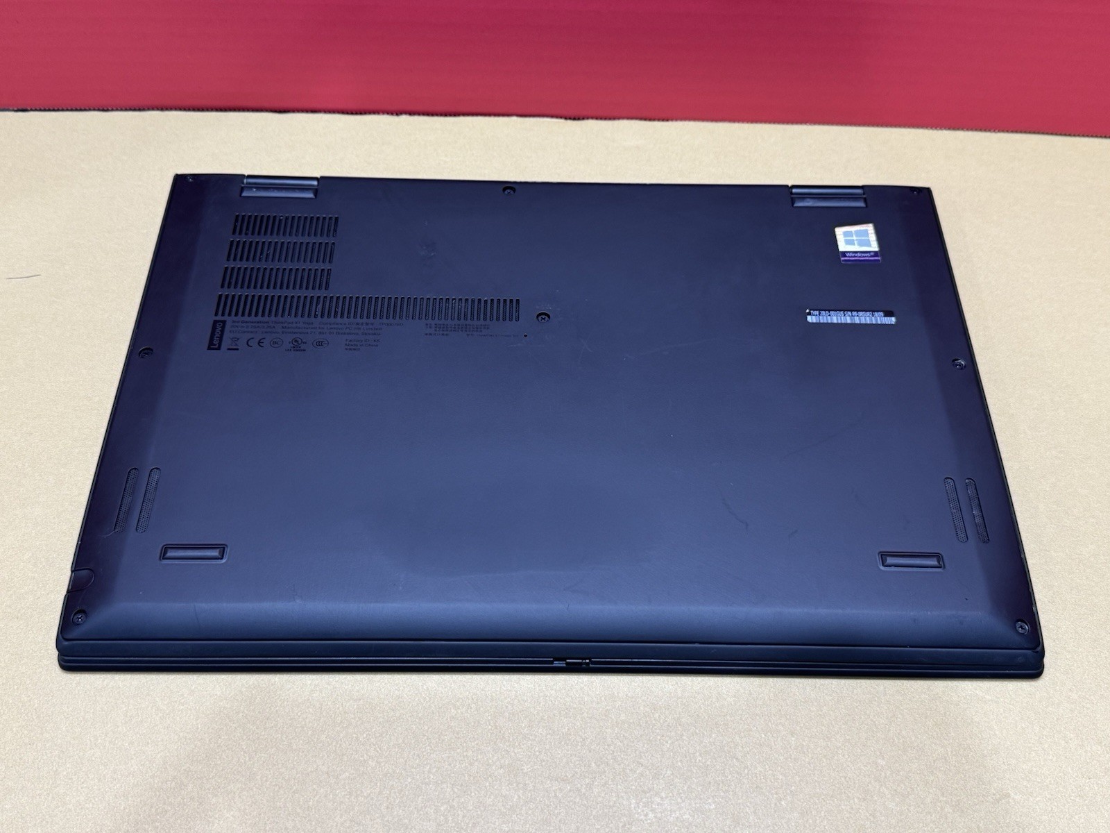 Lenovo ThinkPad X1 Yoga 3rd i5-8th Gen 2-In-1 8 GB RAM 256 GB SSD Lot Of 5