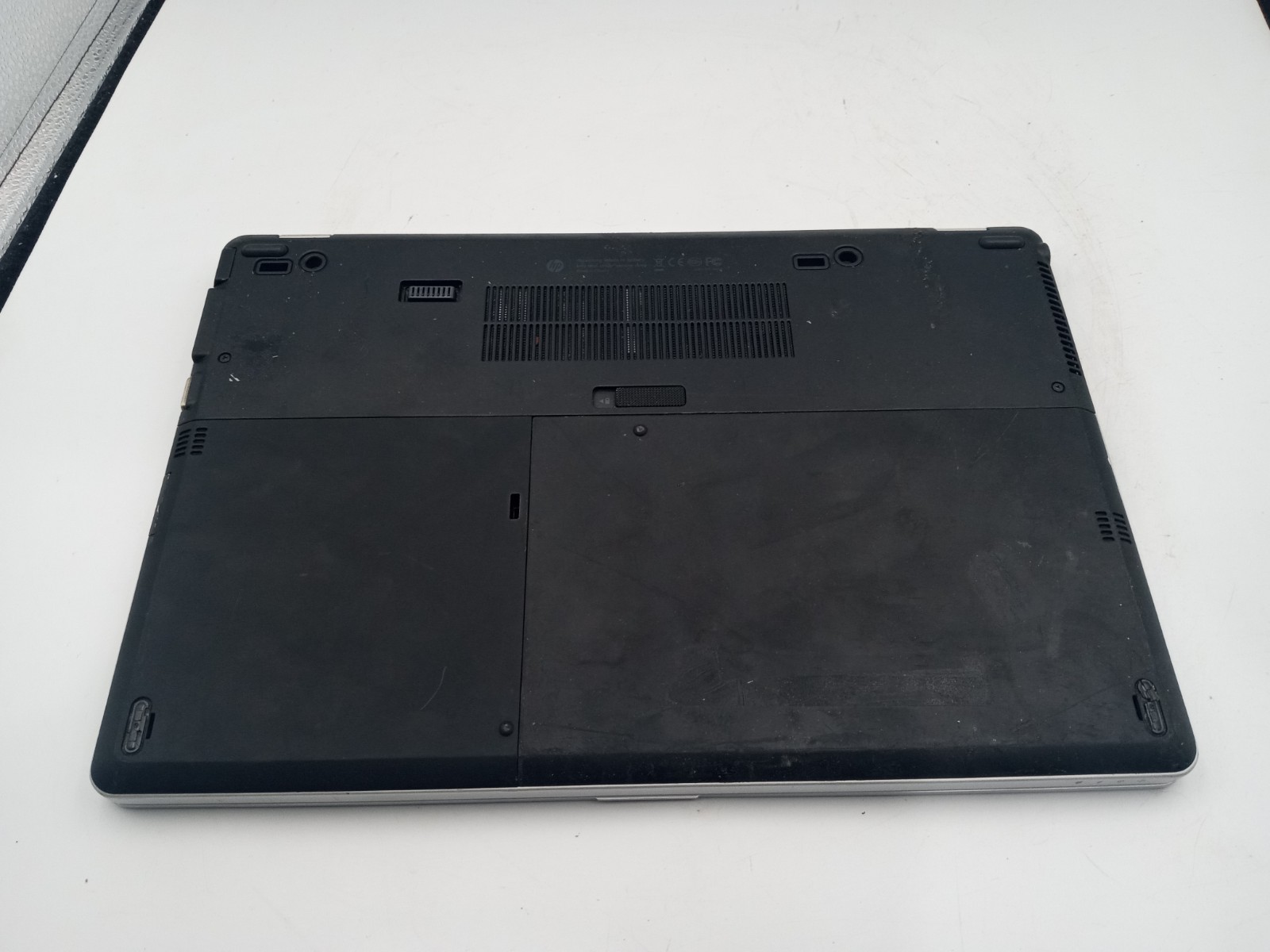 HP EliteBook Folio 9470m 14″ Laptop Intel i5-3337U 8GB 128GB Linux Mint -RR