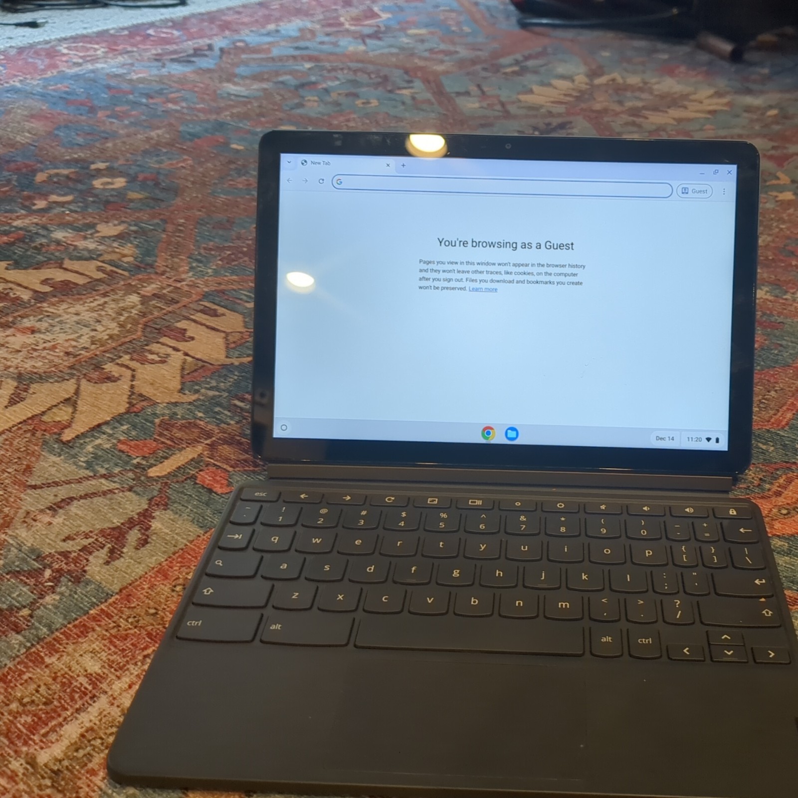 Lenovo Chromebook Duet 10.1″ (128GB) 2-in-1 Tablet Laptop – Ice Blue/Iron Gray