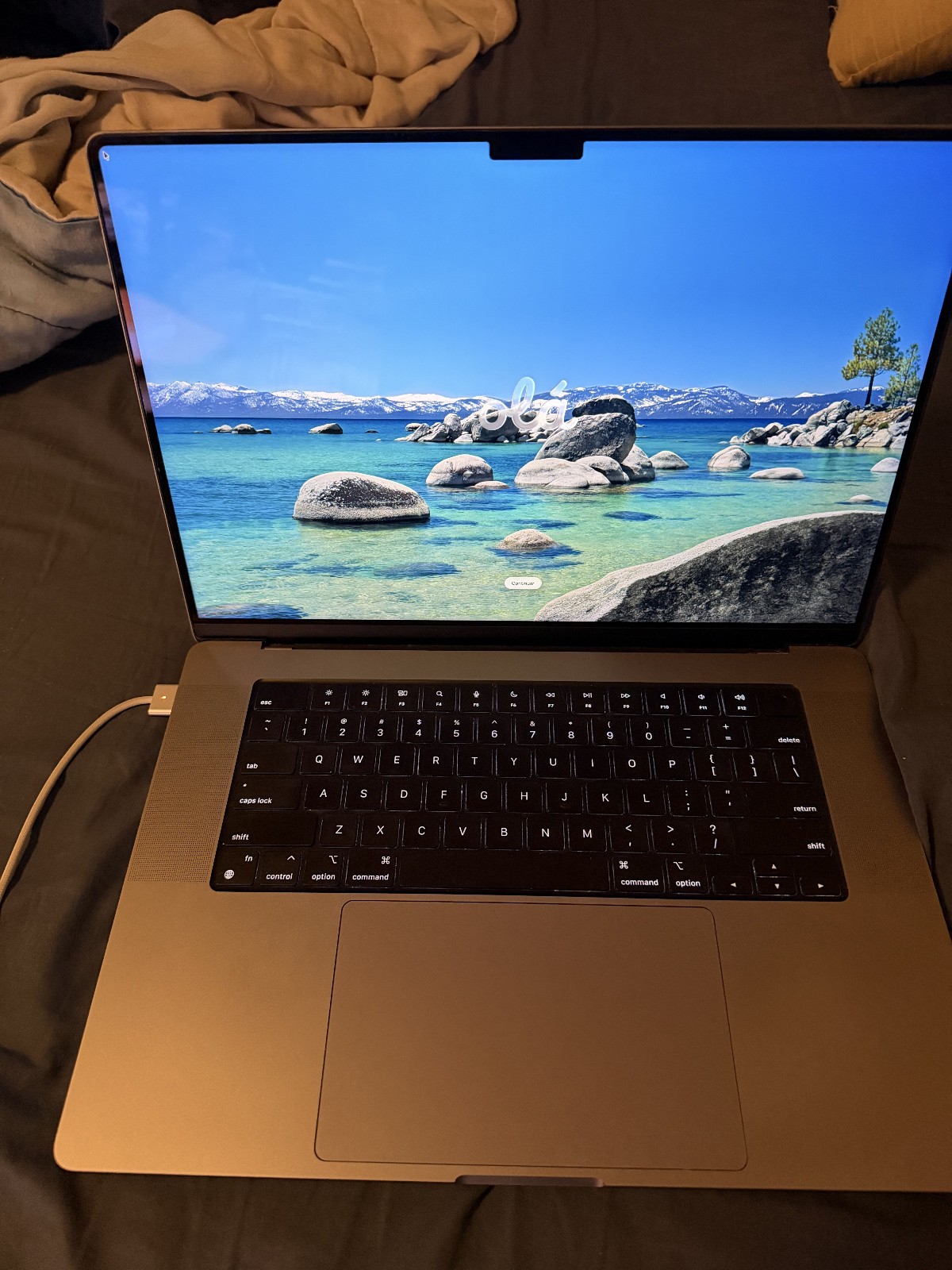 Apple MacBook Pro (2021) 16″ M1 Pro 16GB RAM 512GB SSD Space Grey – Excelent