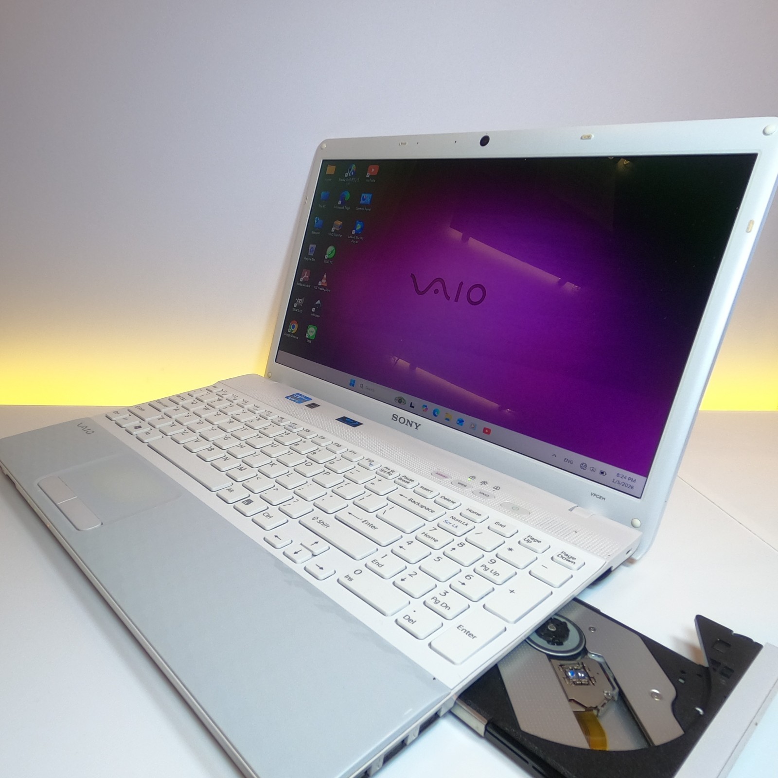 [Full Inspected and English OS PC] Sony VAIO VPCEH39FJ English Keyboard Core i5