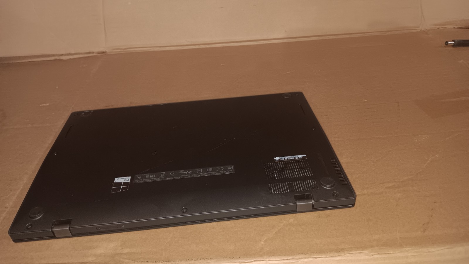 Lenovo ThinkPad X1 Carbon 3rd Gen 14″ Laptop Core i5-5300U @ 2.30 GHz 4 GB Ram