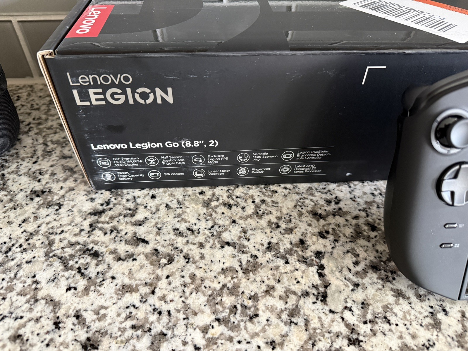 Lenovo Legion Go 2 OLED AMD Ryzen Z2 Extreme Z2E, 32GB, 1TB – With Carrying Case