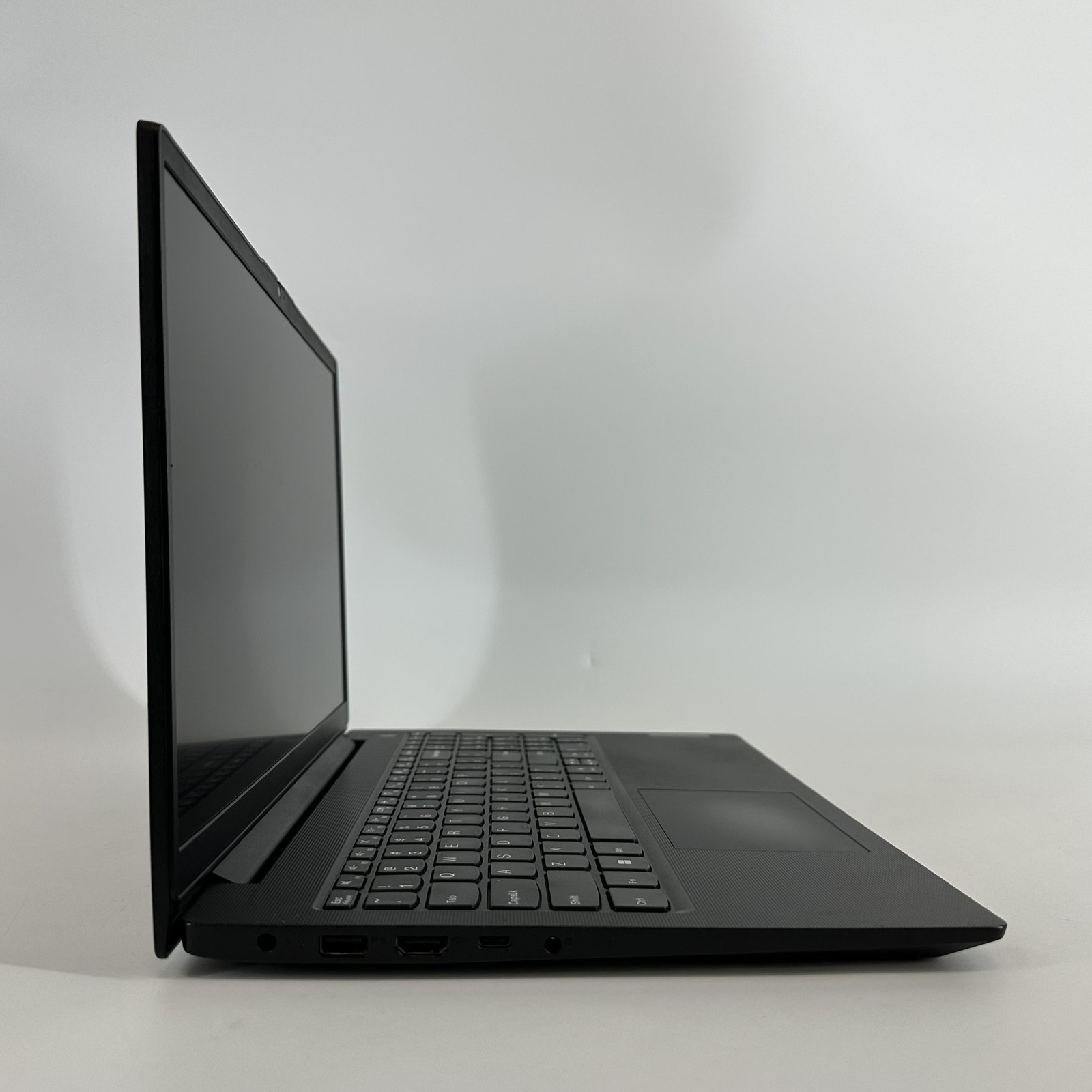 Lenovo V15 G4 15.6 Black FHD 1.2 GHz i3-1315U 8GB RAM 256GB SSD Good