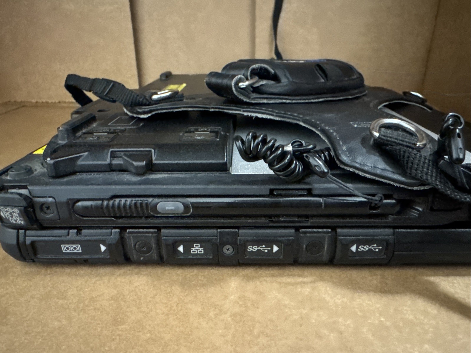 Panasonic Toughbook CF-20 i5-7Y57 1.20GHz 240 GB SSD 16GB No Window 7th Gen
