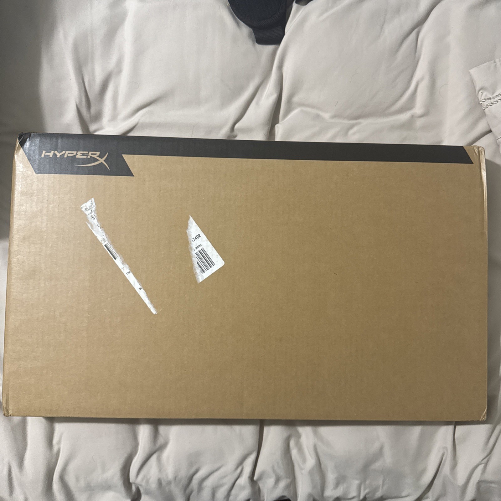 HyperX – OMEN 16″ 165Hz 2.5K OLED Gaming Laptop – AMD Ryzen 9 8940HX (2025) -…