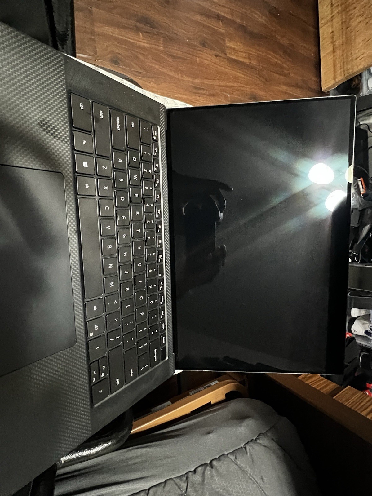 Dell XPS P91F001 15.6″ i9-10885H 2.4GHz 16GB RAM 256GB SSD GeForce GTX 1650 Ti