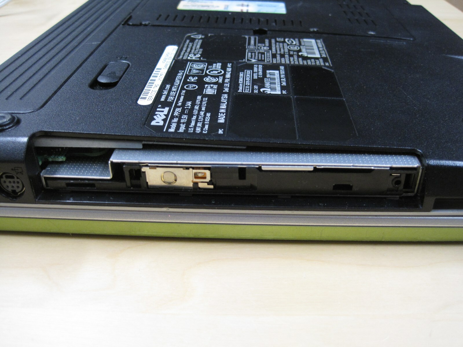 Lot of 4 Laptop – Gateway NV MS2273 Asus X551M Eee PC 1005HAB Dell Inspiron 1525